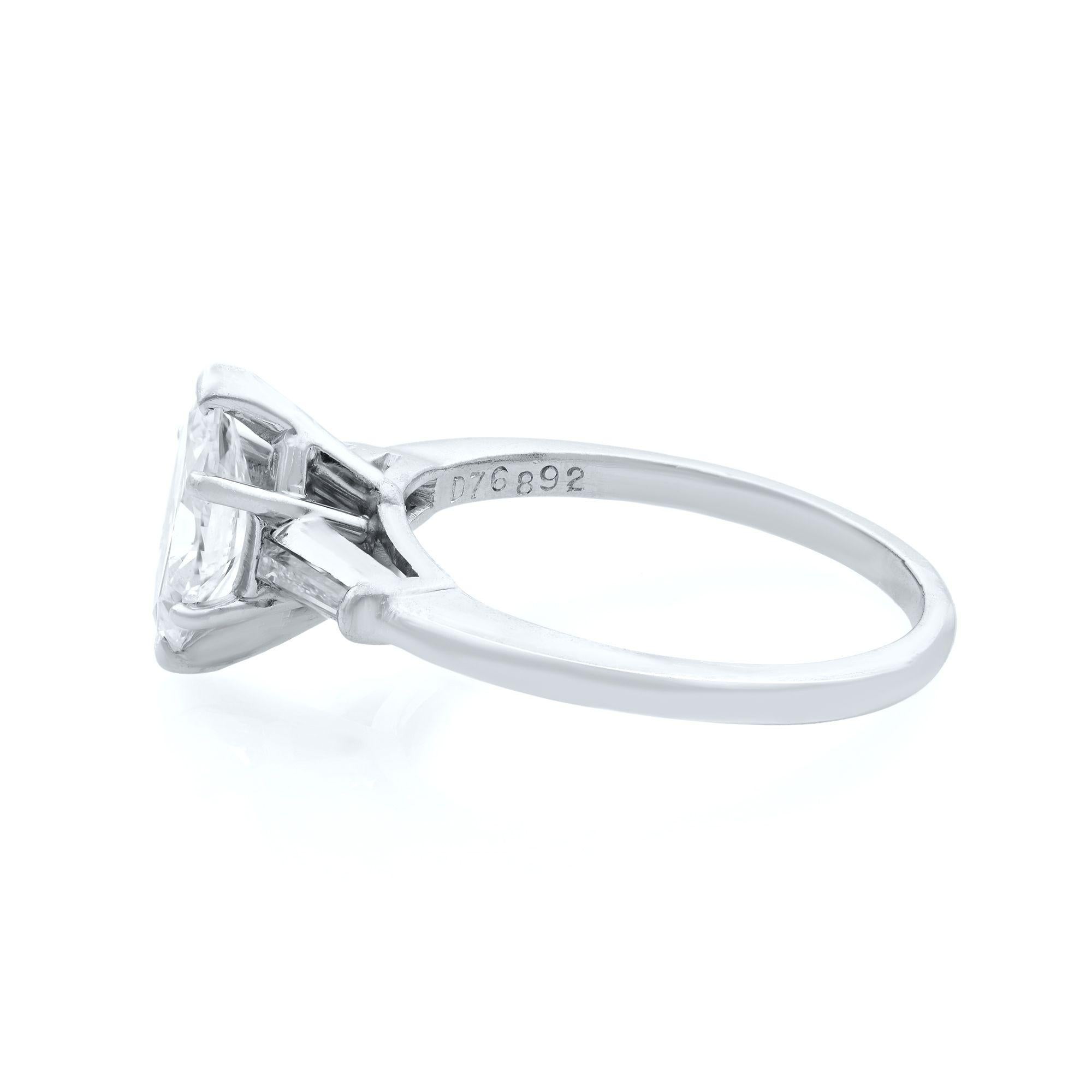 Modern Rachel Koen Platinum Marquise Diamond Engagement Ring 1.00 Carat For Sale