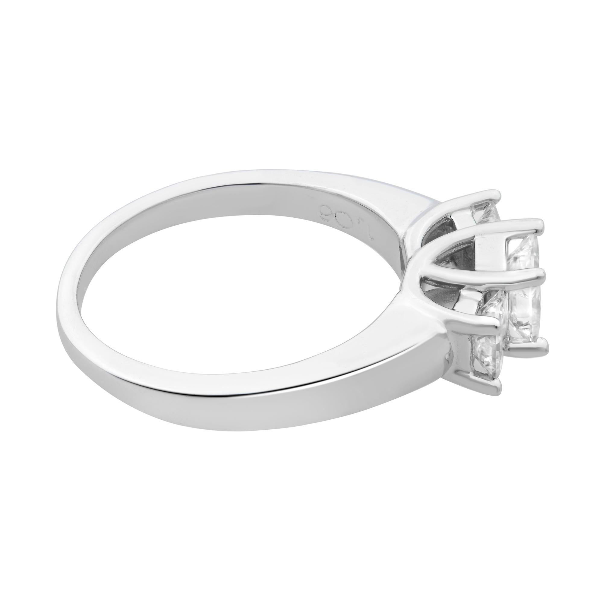 Modern Rachel Koen Princess Cut Diamond Three Stone Ring 14K White Gold 1.06Cttw For Sale