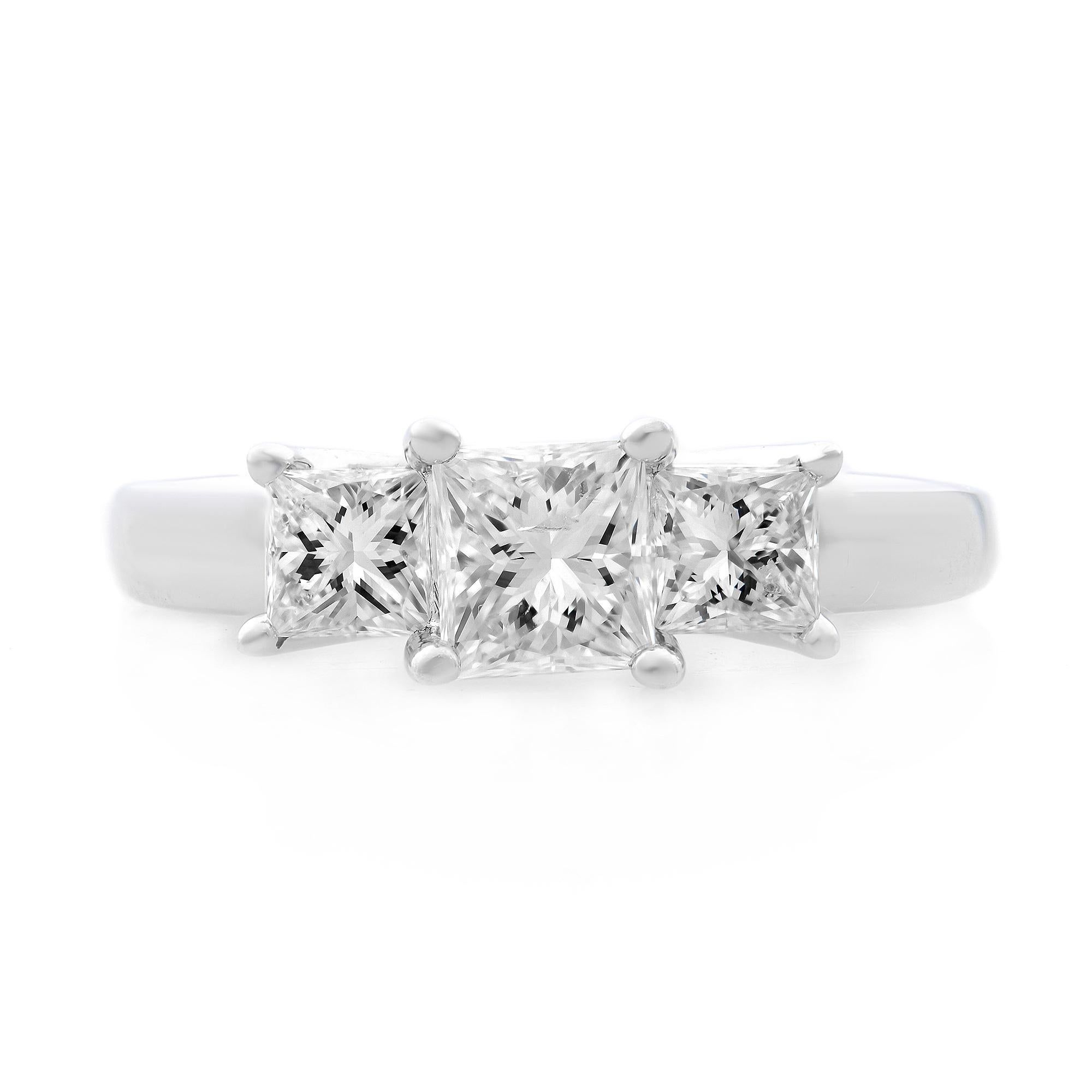 Rachel Koen Princess Cut Diamond Three Stone Ring 14K White Gold 1.06Cttw In Excellent Condition For Sale In New York, NY