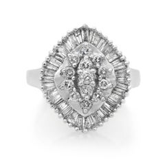 Rachel Koen Anello da cocktail con diamanti tondi e baguette in oro bianco 14K 2,00ctw