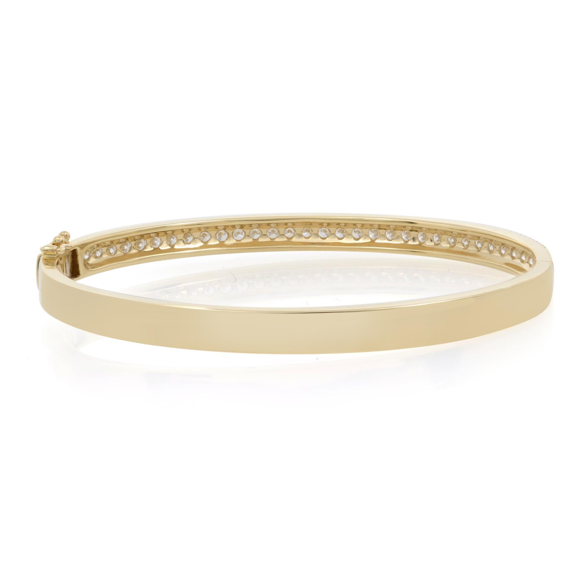 Rachel Koen Round Cut Diamond Bangle Bracelet 14K Yellow Gold 1.70Cttw In New Condition For Sale In New York, NY