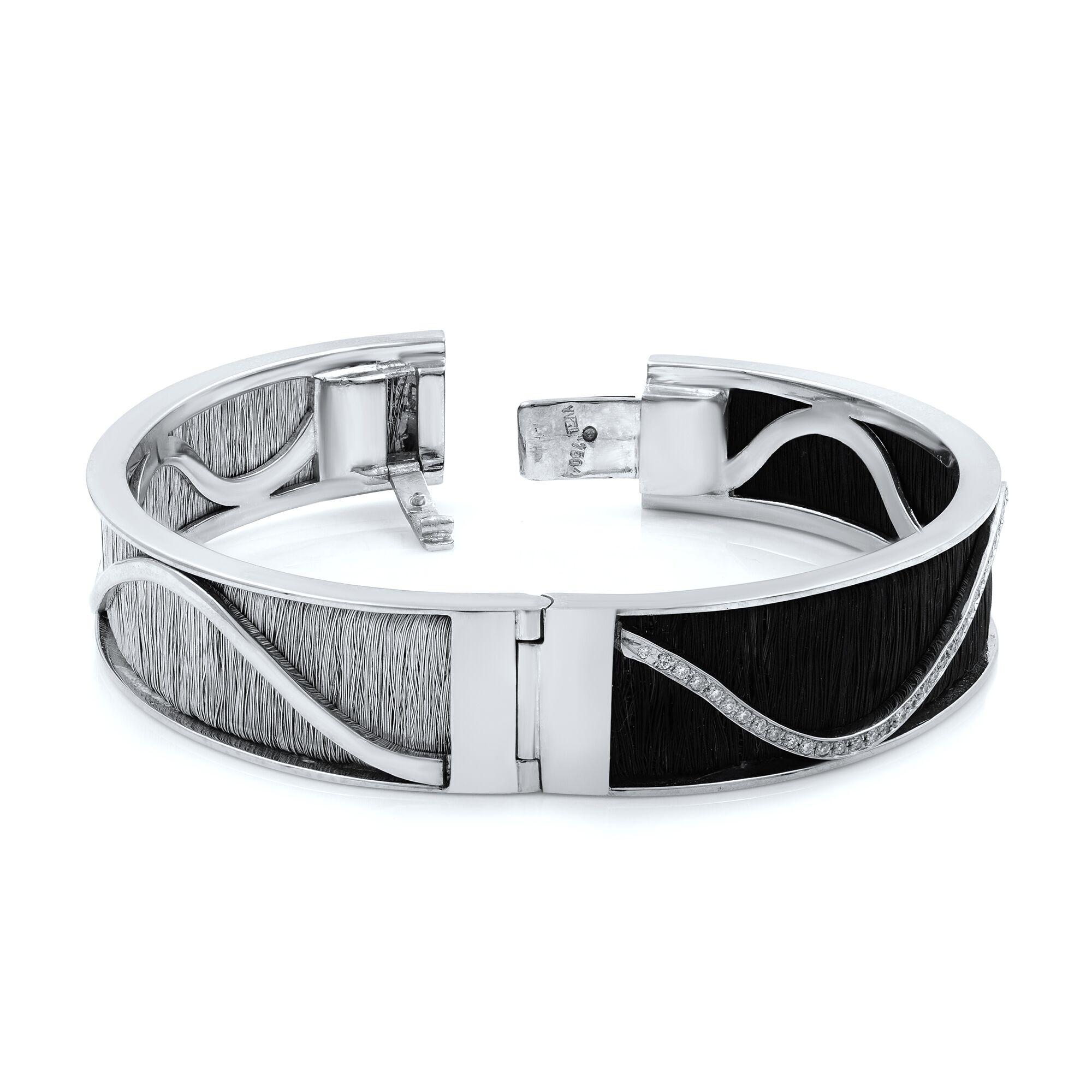Rachel Koen Conjunto de Anillo y Pendientes de Diamante Redondo de Oro Blanco de 18 K 0,60 ctw en venta 10