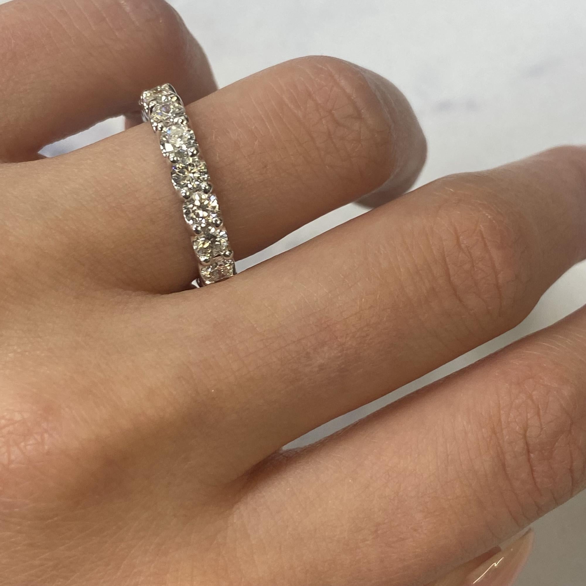 Women's Rachel Koen Round Cut Diamond Eternity Wedding Band Ring 18K White Gold 2.89cttw For Sale