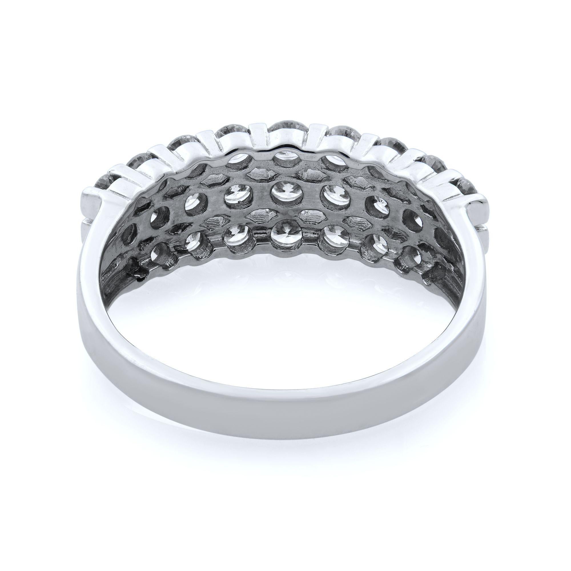 Rachel Koen Alianza de boda de tres filas de diamantes en oro blanco de 14 quilates 1,50 ct.t.w. en Nuevo estado para la venta en New York, NY