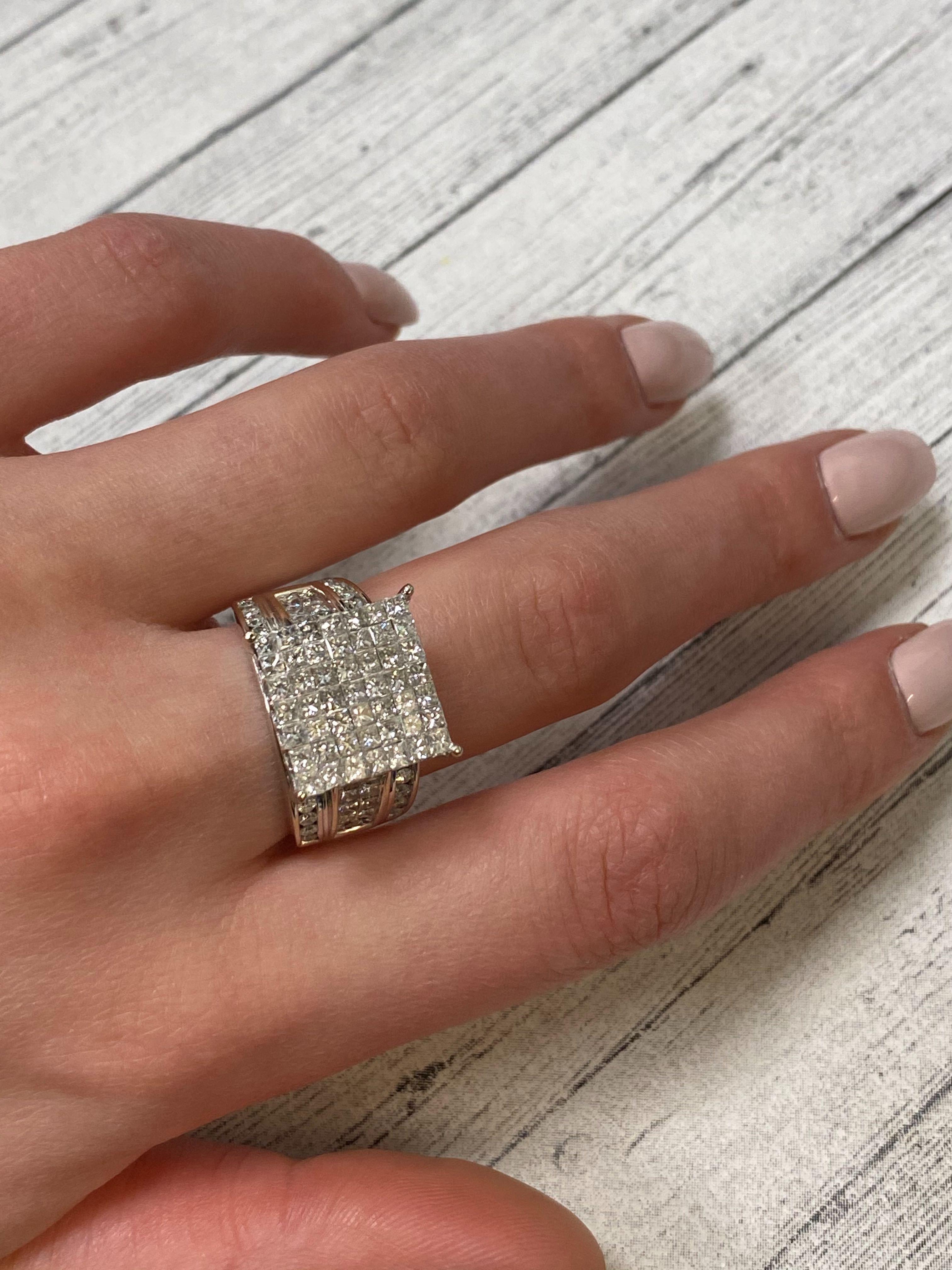 Rachel Koen, large bague de fiançailles en or blanc 14 carats avec diamants de 3,00 carats poids total Pour femmes en vente