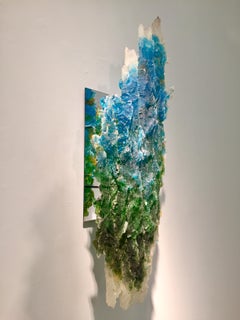 Rachel Owens, Queens Giant No. 16, 2017, Broken glass cast in resin with steel