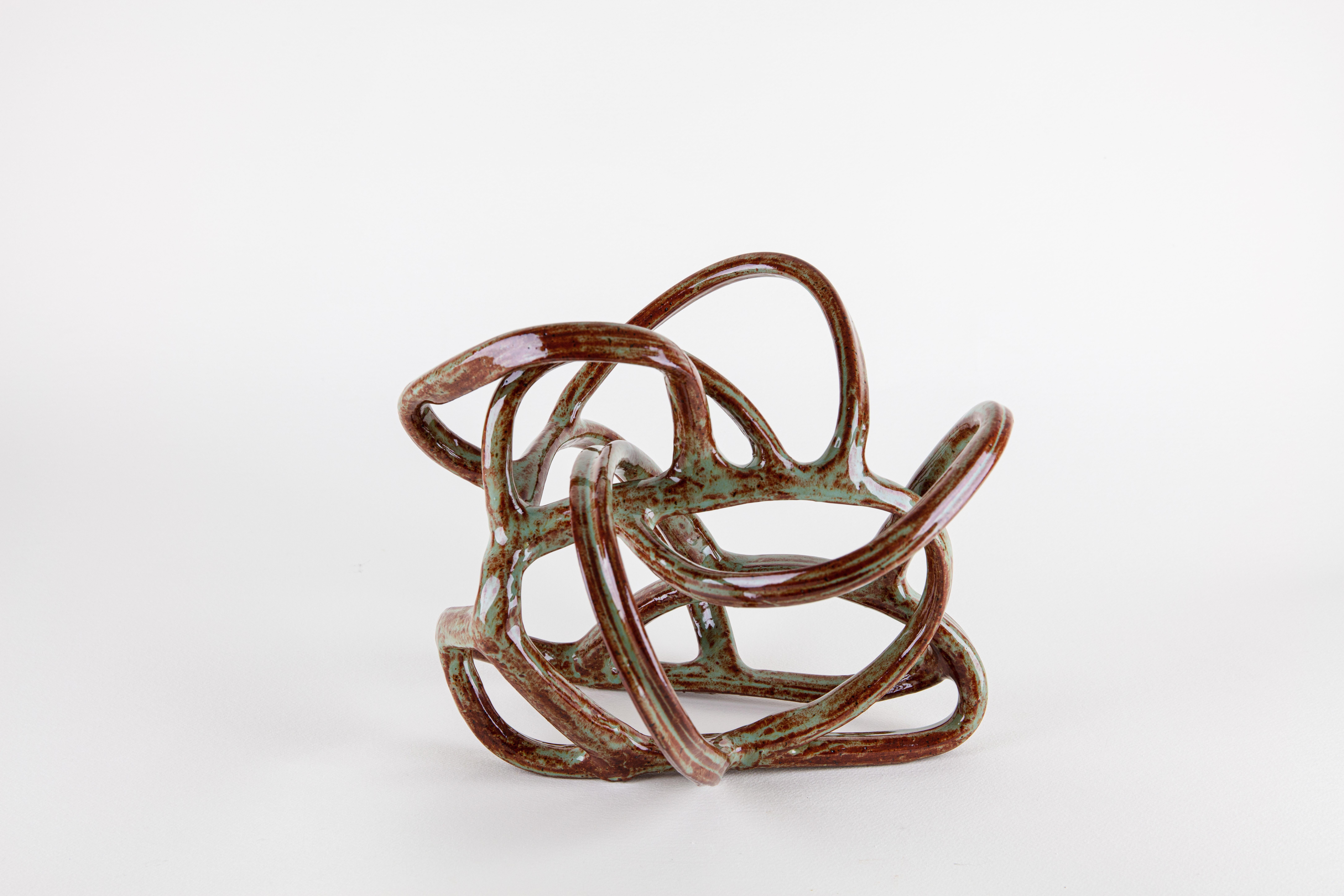 Brambles 4, scultura astratta in ceramica, marrone