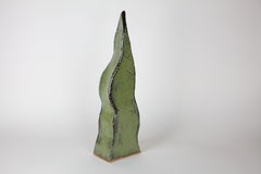 Shoot 4, Scultura astratta in ceramica, verde