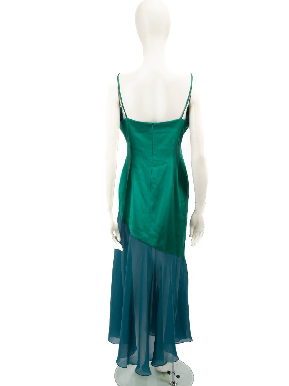 Verde Maxi abito con sottoveste verde di Racil, taglia L. in vendita