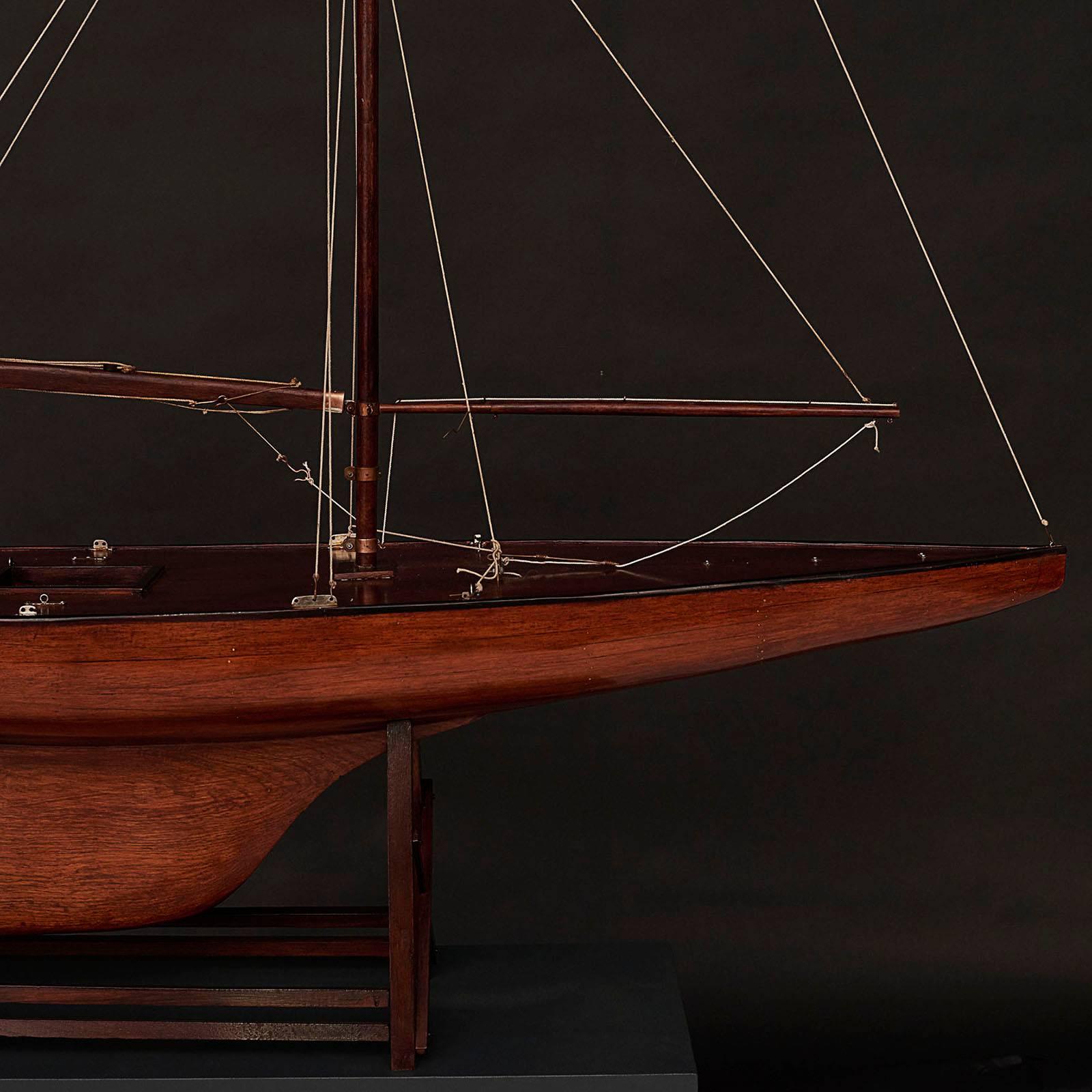 Other Racing Yacht Model Ship