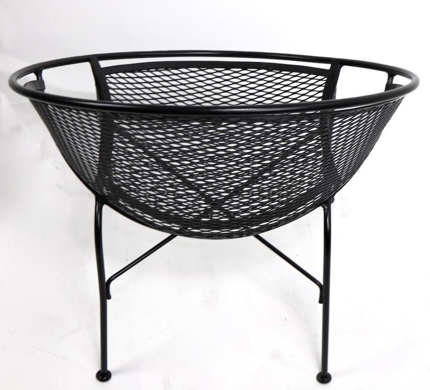 Radar Chair by Salterini Newly Powder Coated For Sale 2