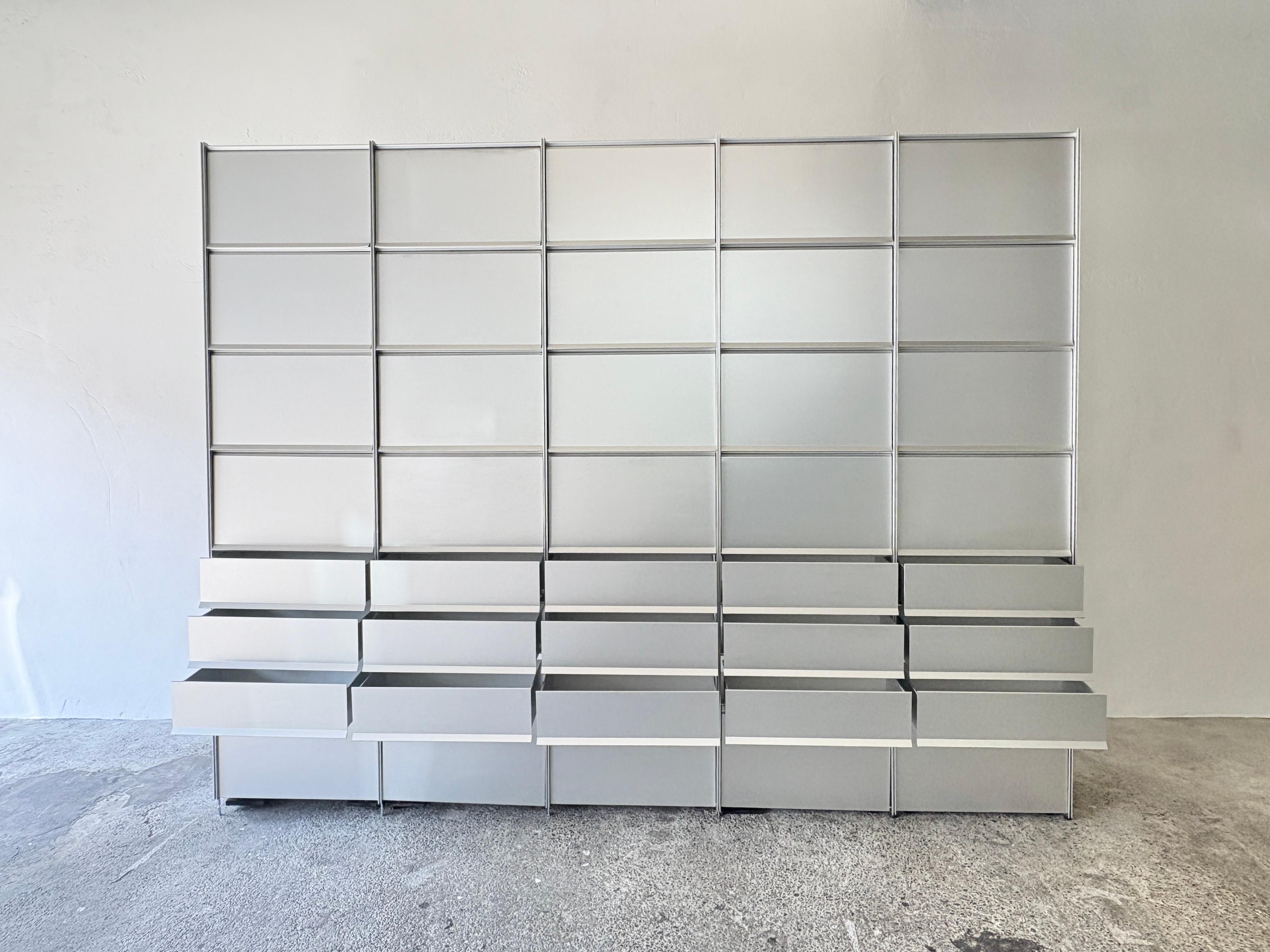 Late 20th Century Radar classic modular shelf unit designed by Heinrich Gerhard for Adeco For Sale
