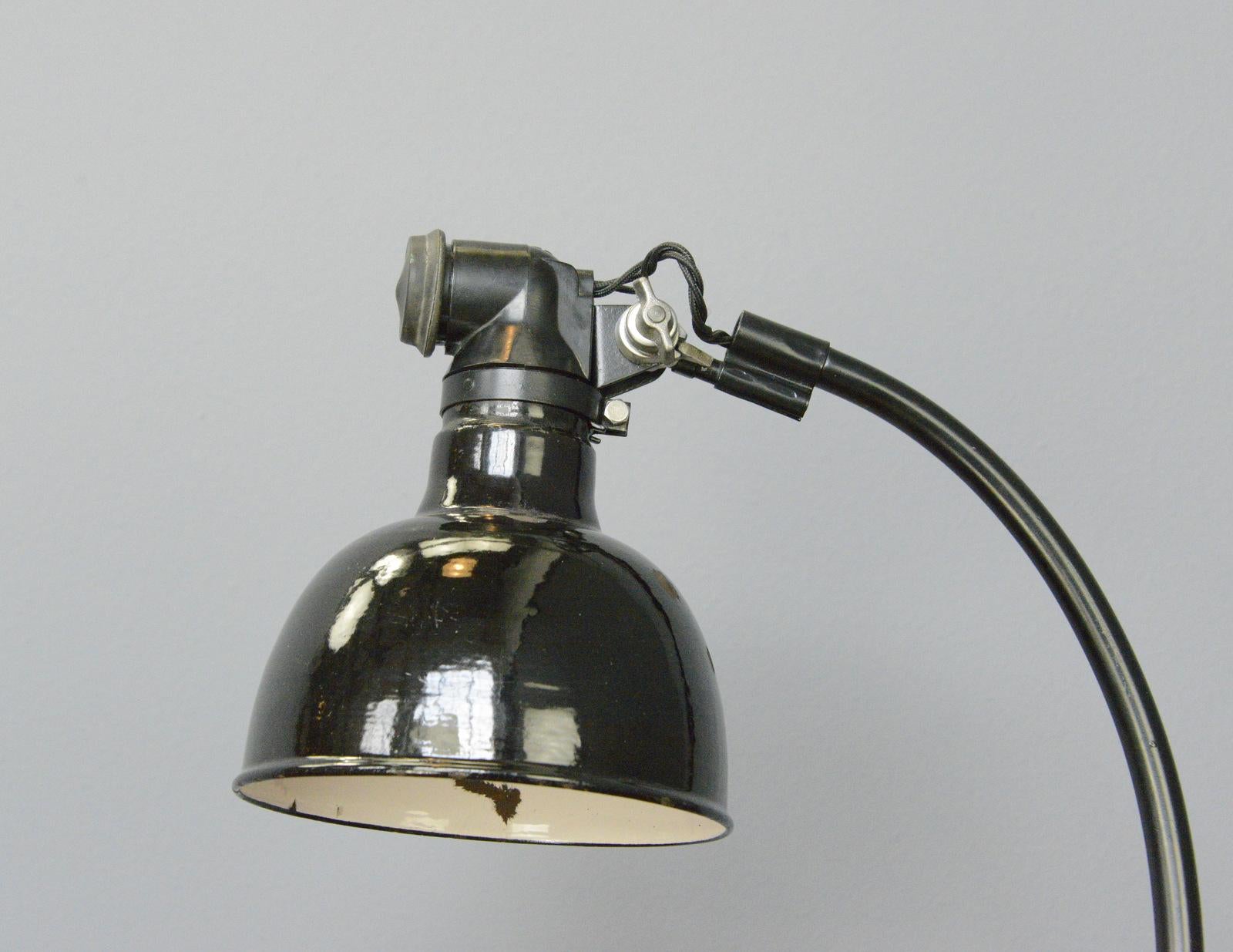 Rademacher Tischlampe, ca. 1920er Jahre im Angebot 8