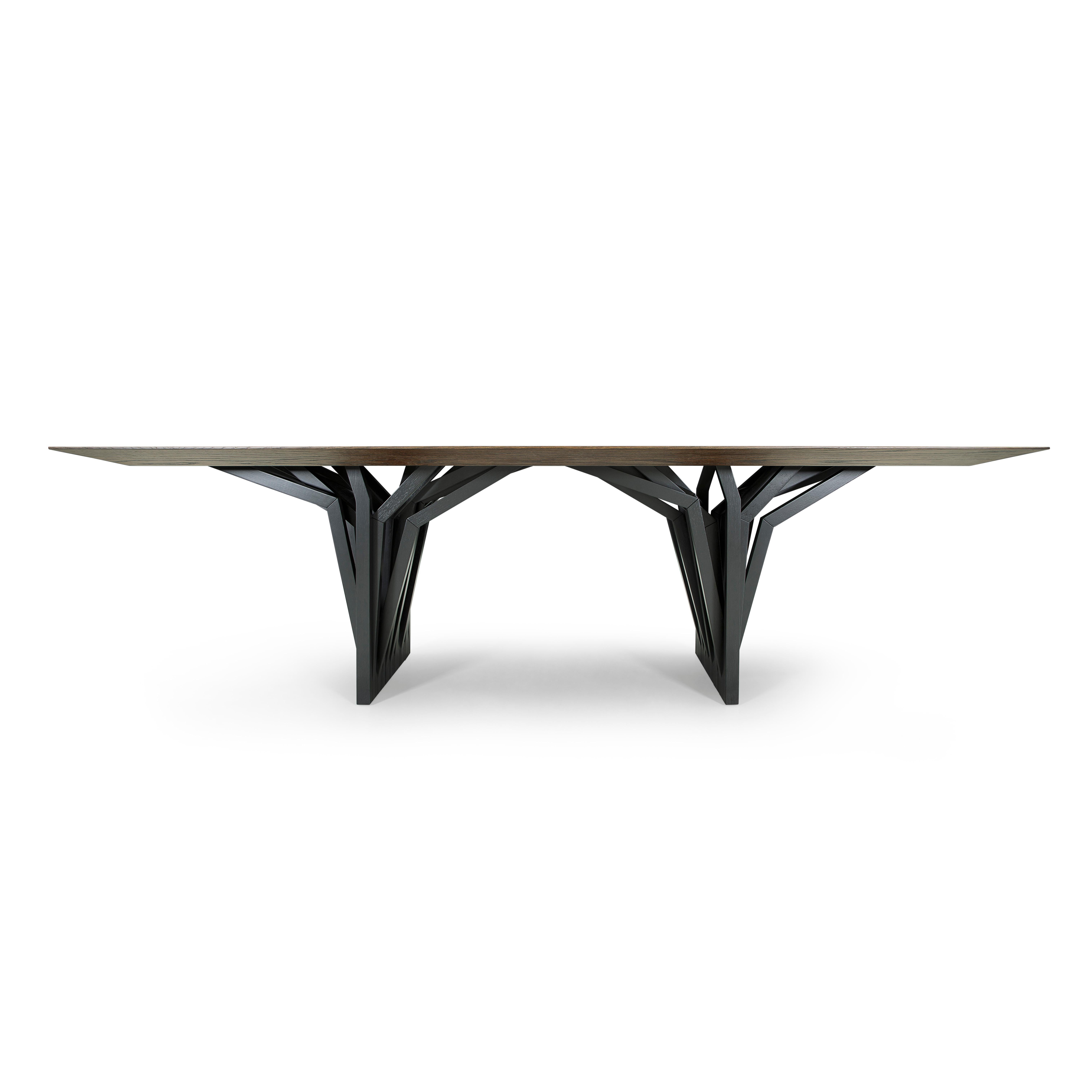 Table de salle à manger en Oak Oak avec base noire sculpturale et plateau de 98 pouces - Radi Line Neuf - En vente à Miami, FL