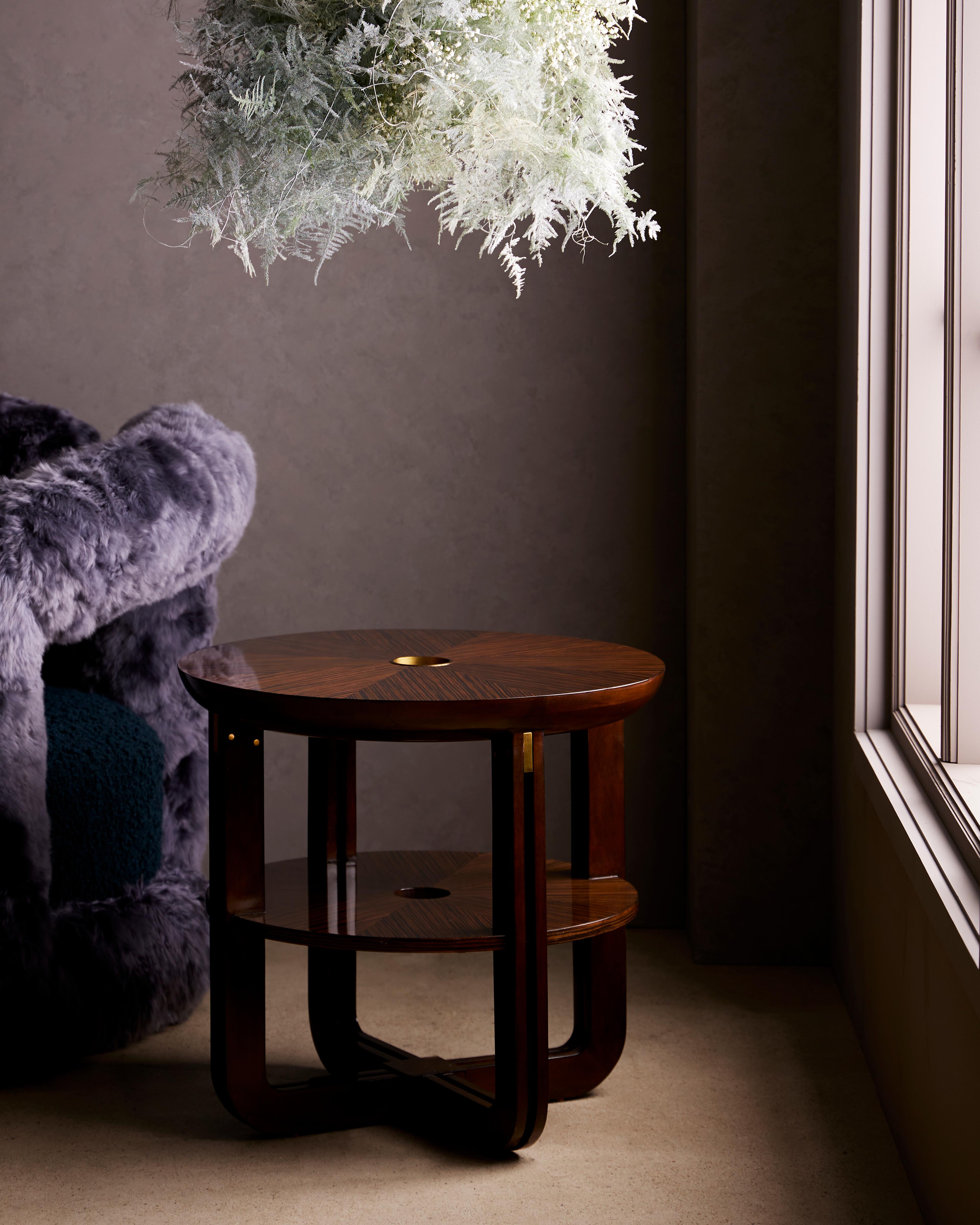 Table d'appoint radial en vente 1
