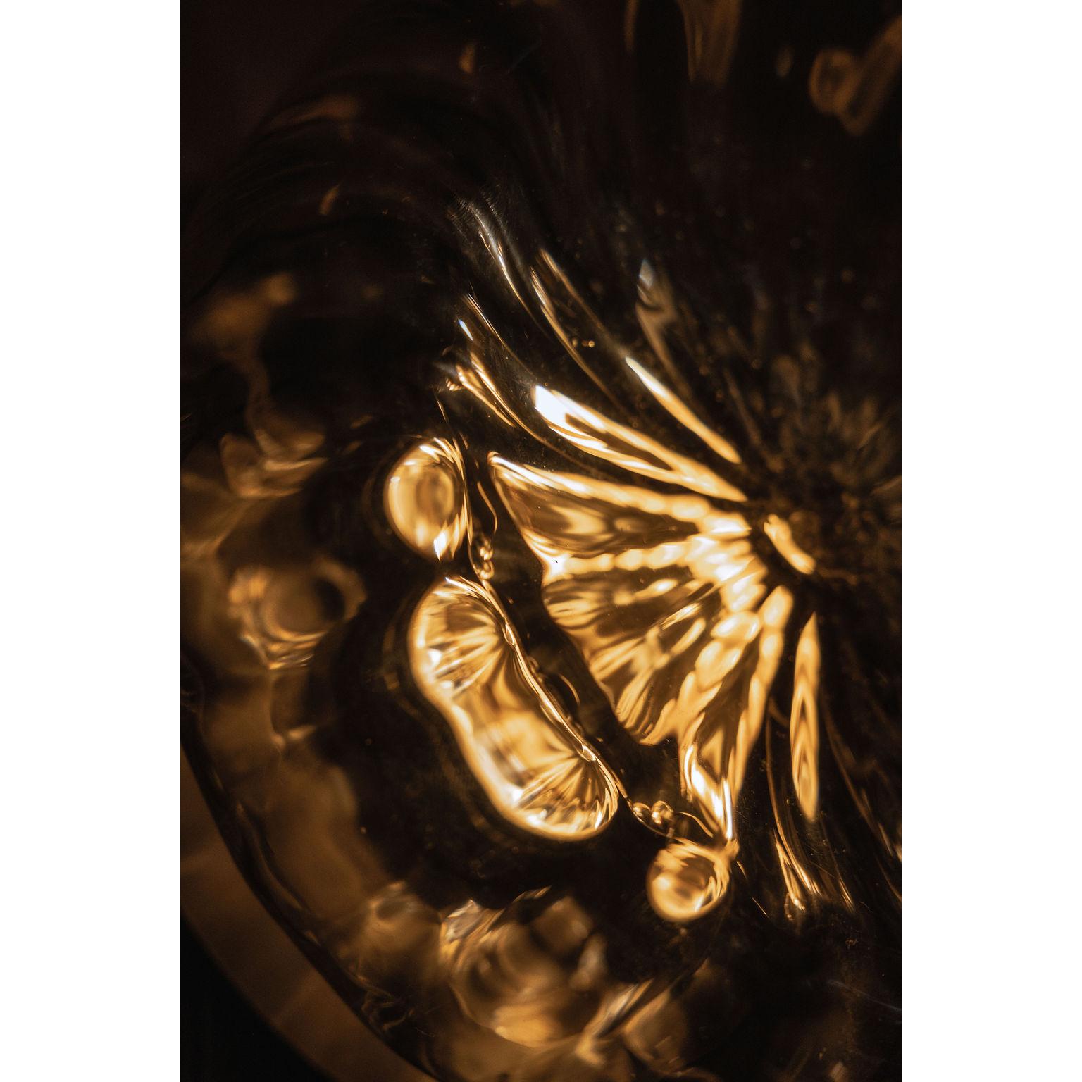 Aplique de pared Radial de latón envejecido y cristal soplado a mano by Nuumbra Moderno en venta