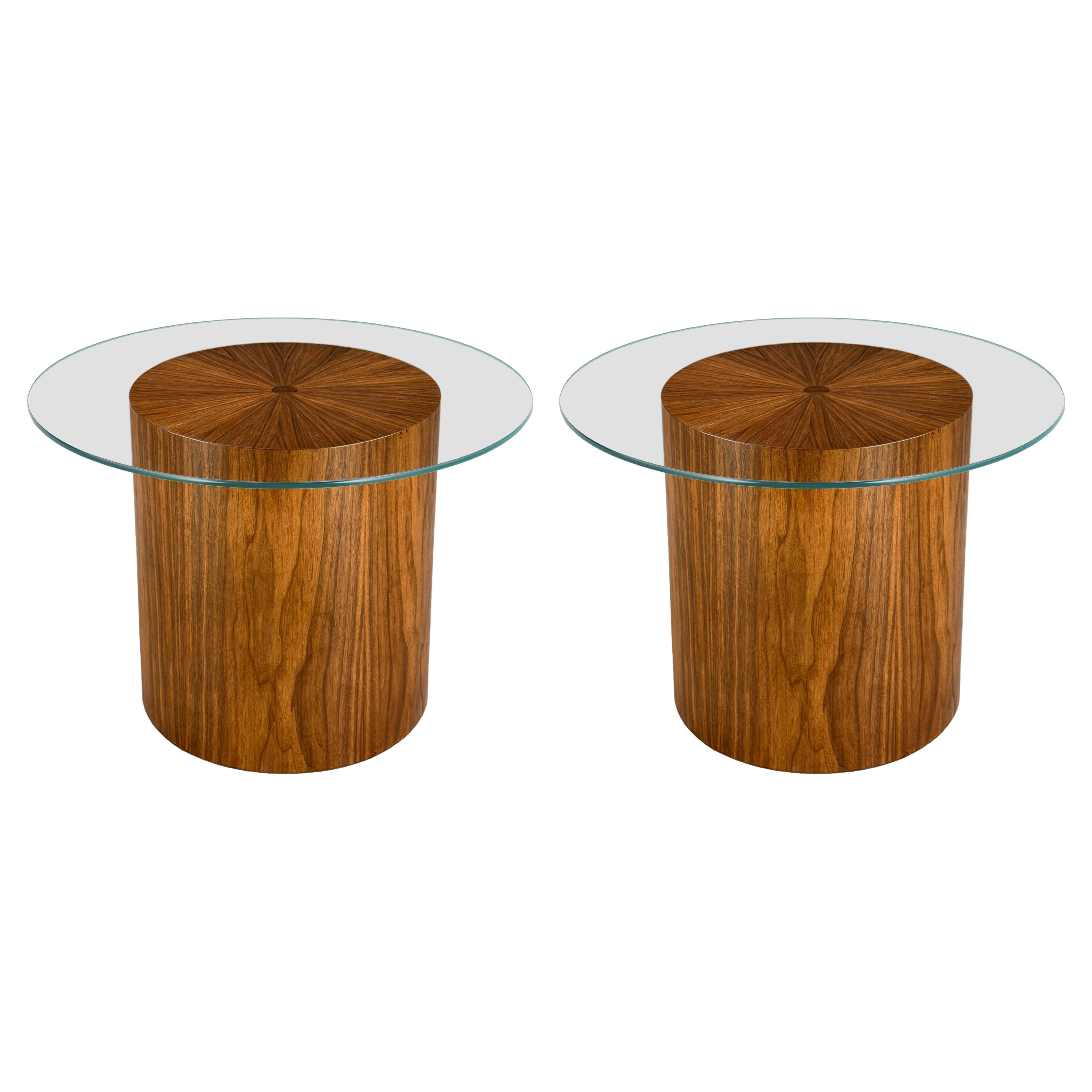 Radialer Tischfuß aus Nussbaumholz von Aaron Saxton, einzigartiges 18-Zoll-Design