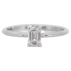 Radiant 0.70ct Emerald-Cut Solitaire Diamond Ring in 18k White Gold - GIA Radiant 0.70ct Emerald-Cut Solitaire Diamond Ring in 18k White Gold - GIA