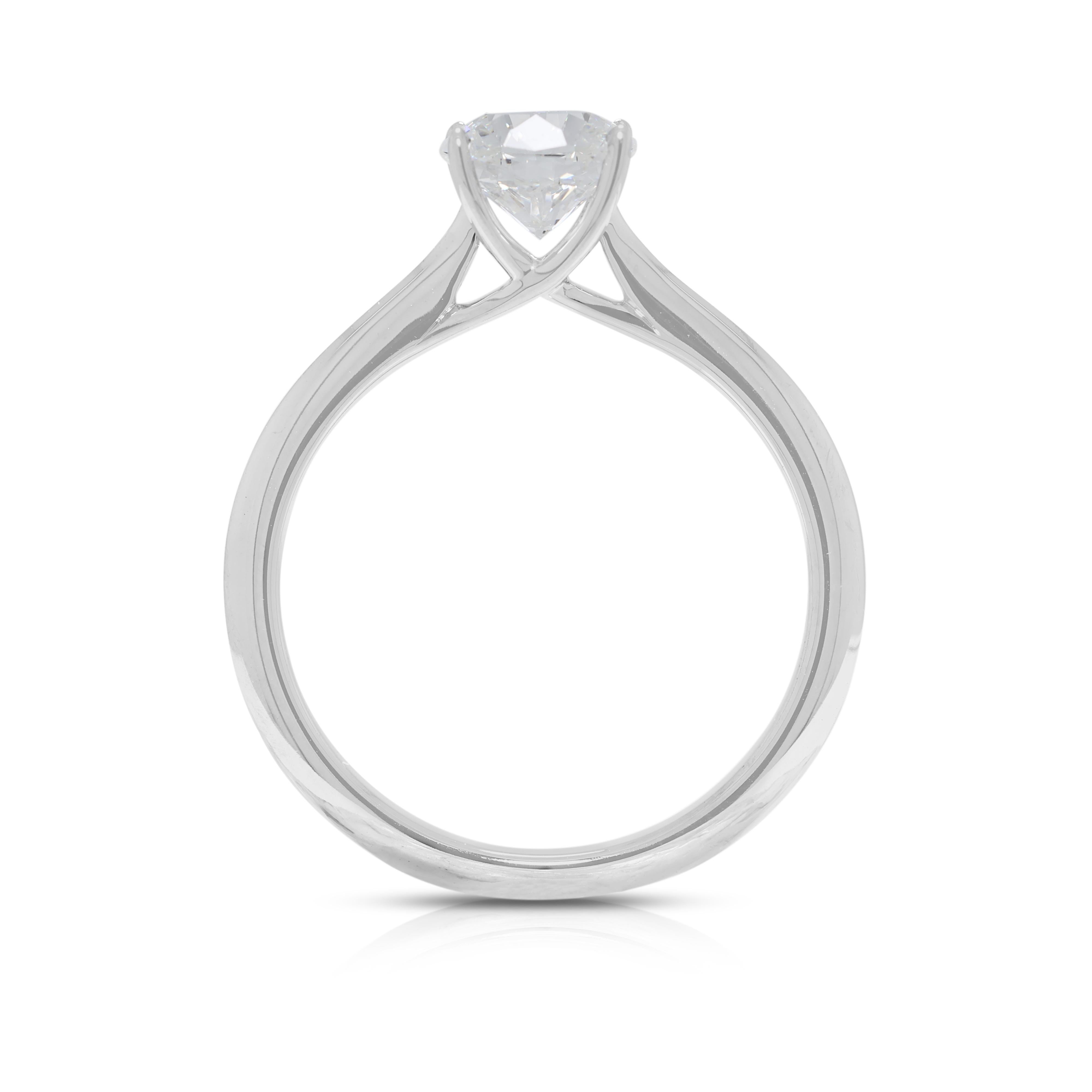Radiant 0.75ct Natural Diamond Solitaire Ring 18k White Gold For Sale 2