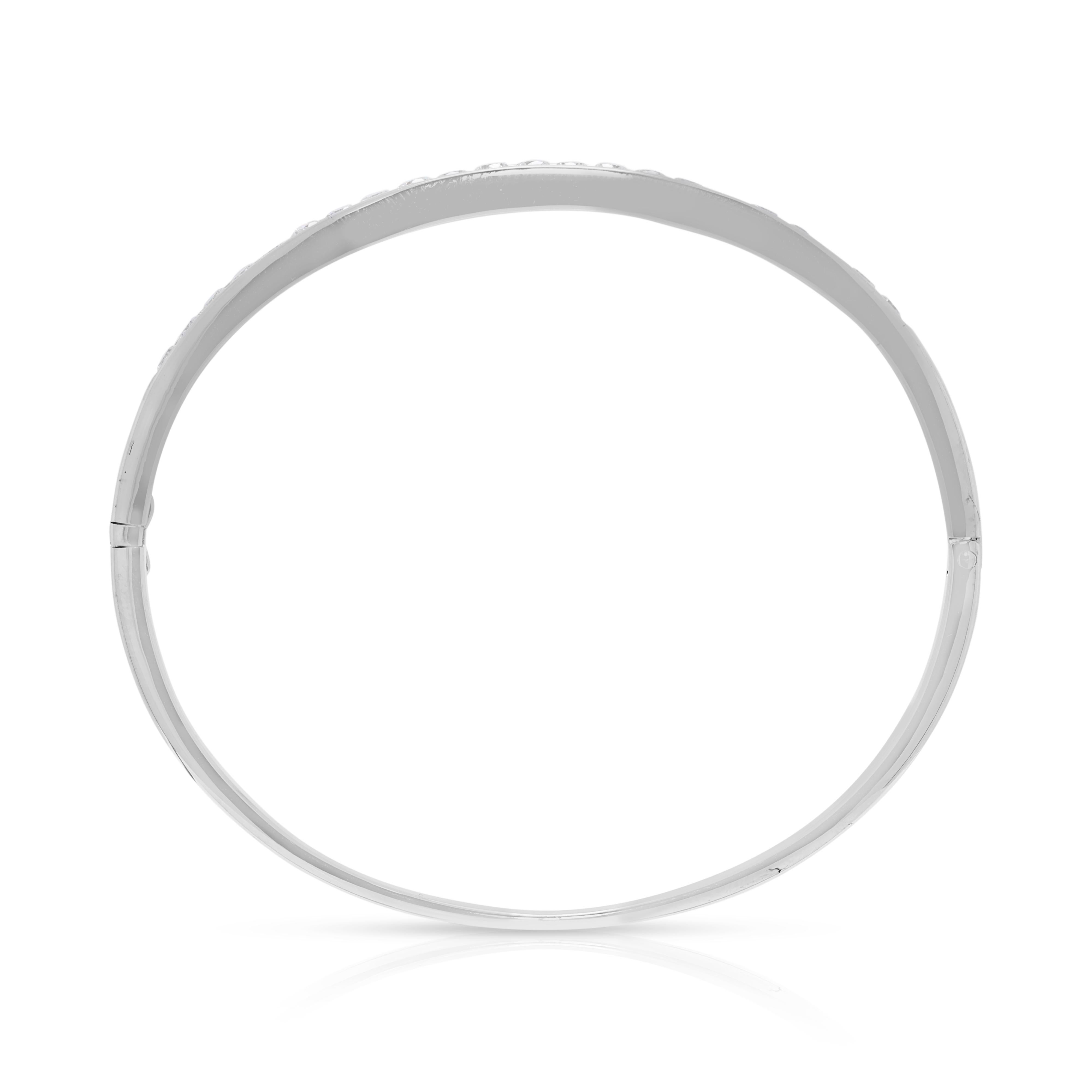 Braccialetto con diamanti naturali da 0,88 carati in oro bianco 14K in vendita 3