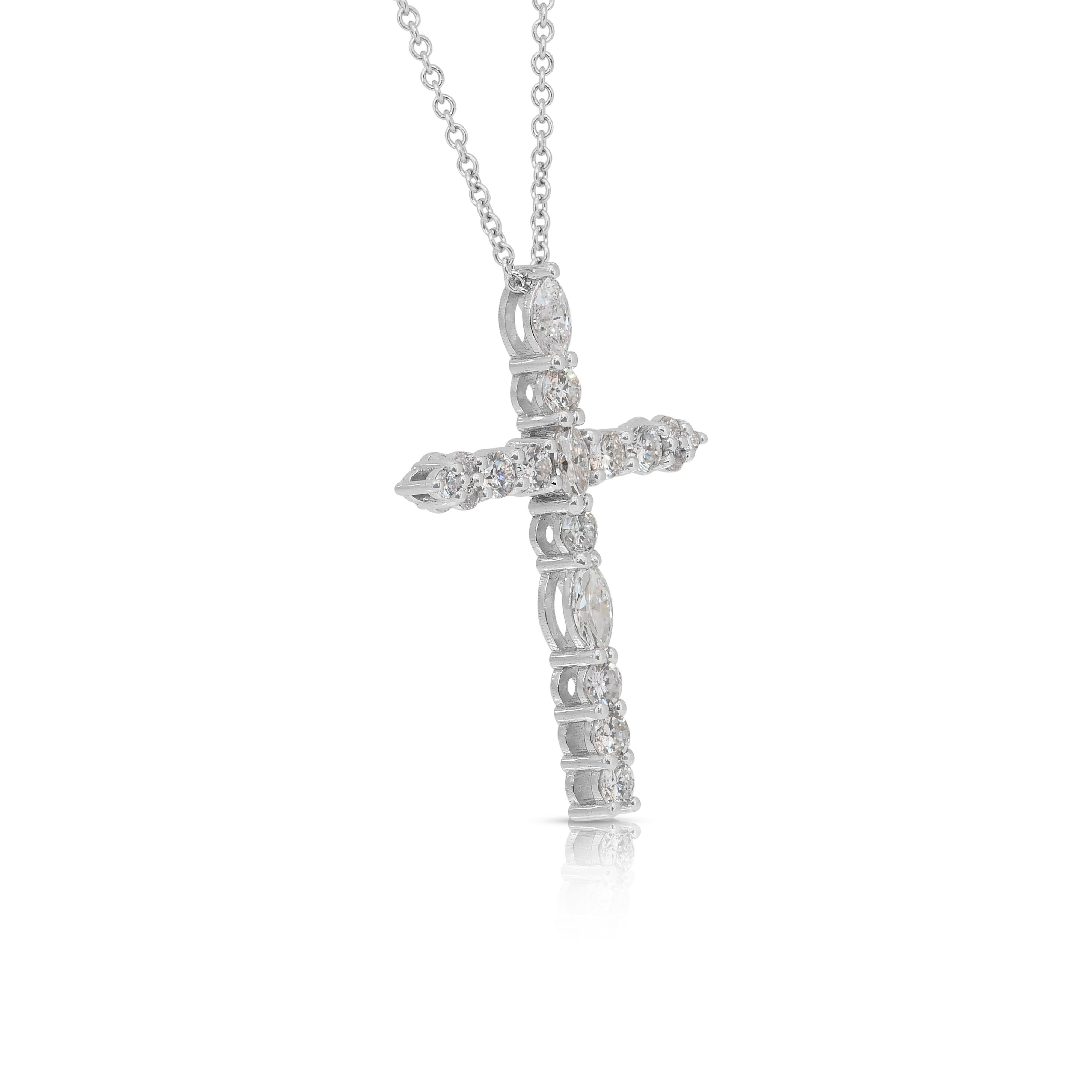 Radiant 1.22ct Diamonds Necklace with Cross Pendant in 18k White Gold For Sale 1