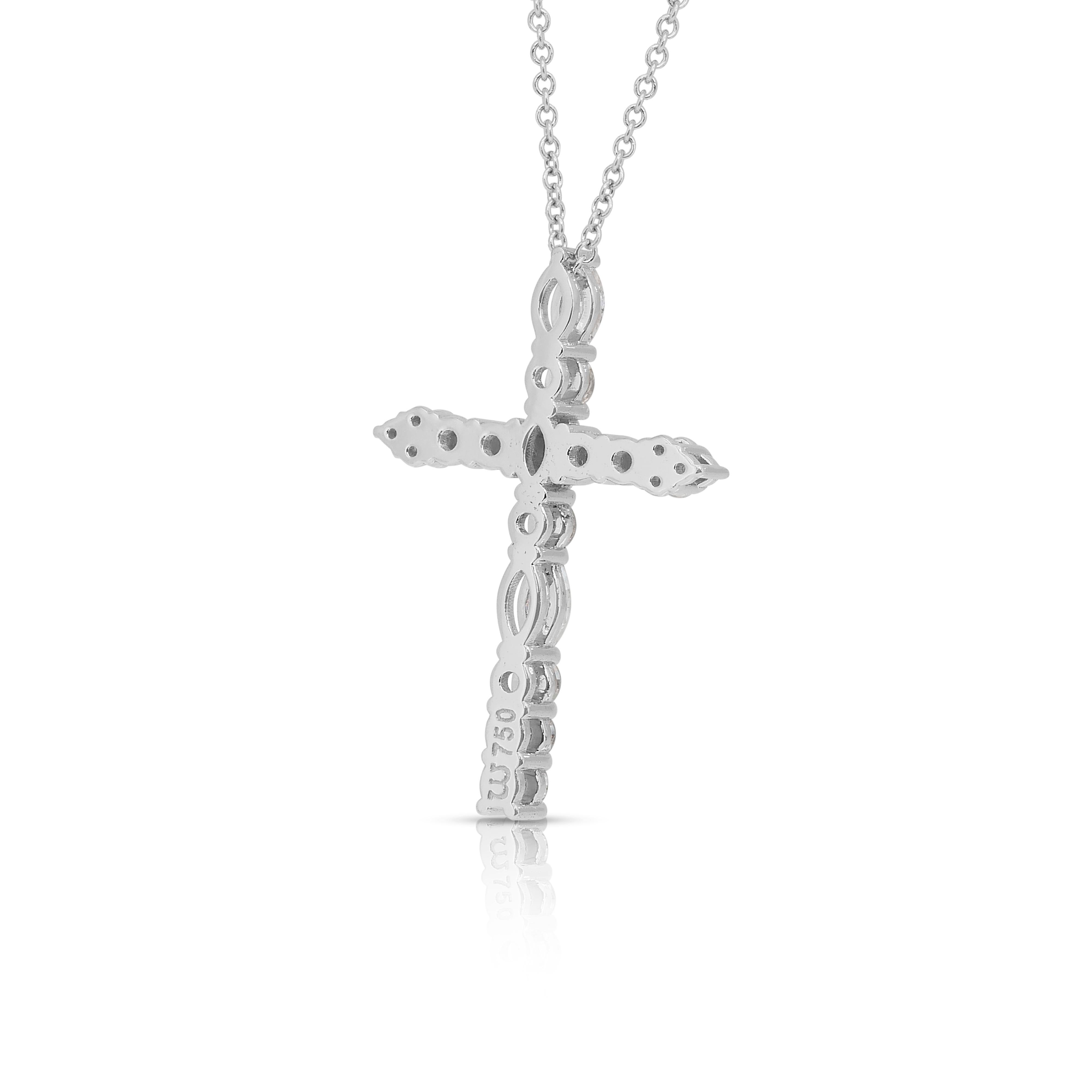 Radiant 1.22ct Diamonds Necklace with Cross Pendant in 18k White Gold For Sale 4