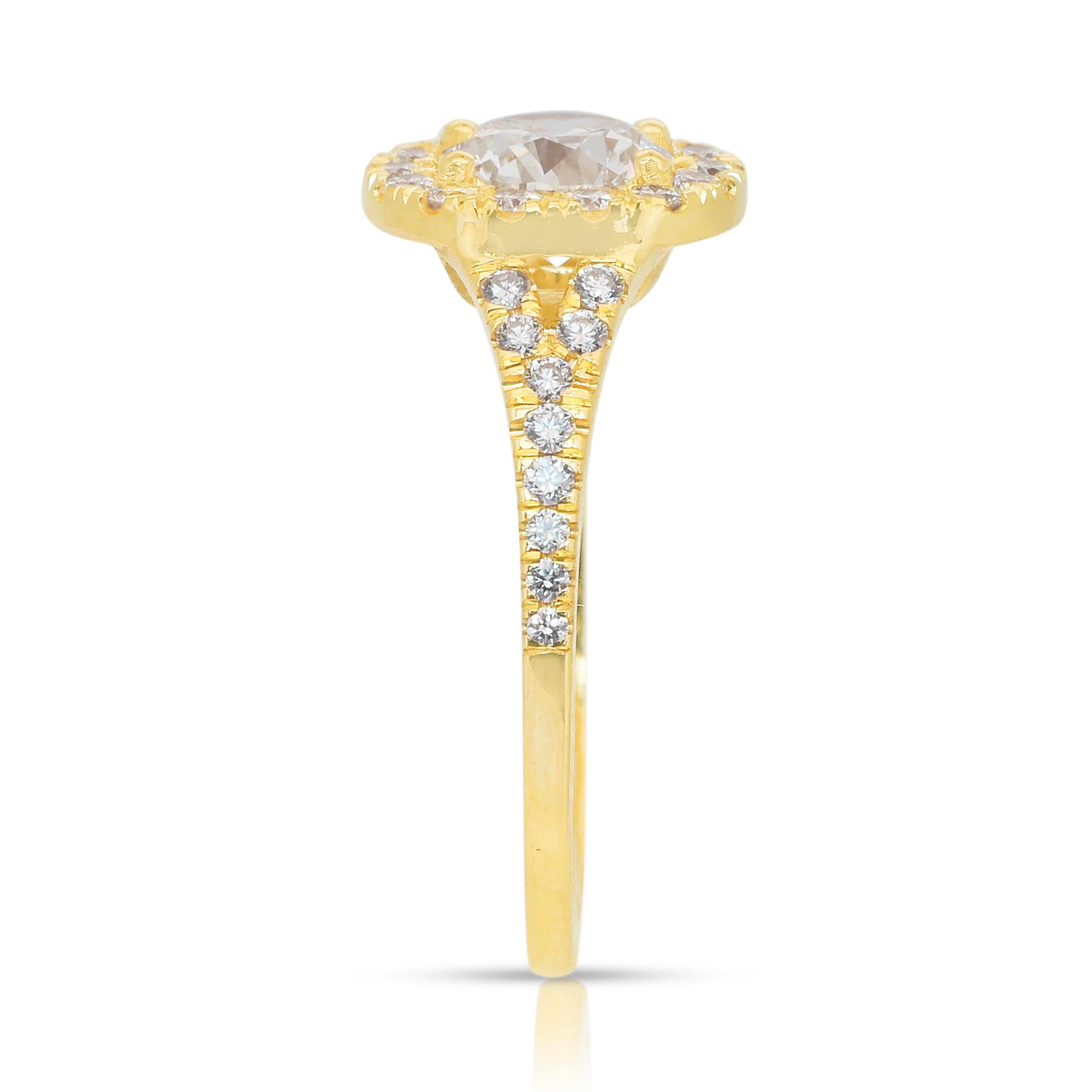 Anillo Halo de Diamantes Radiantes de 1.41ct en Oro Amarillo de 18k - Certificado IGI en venta 2