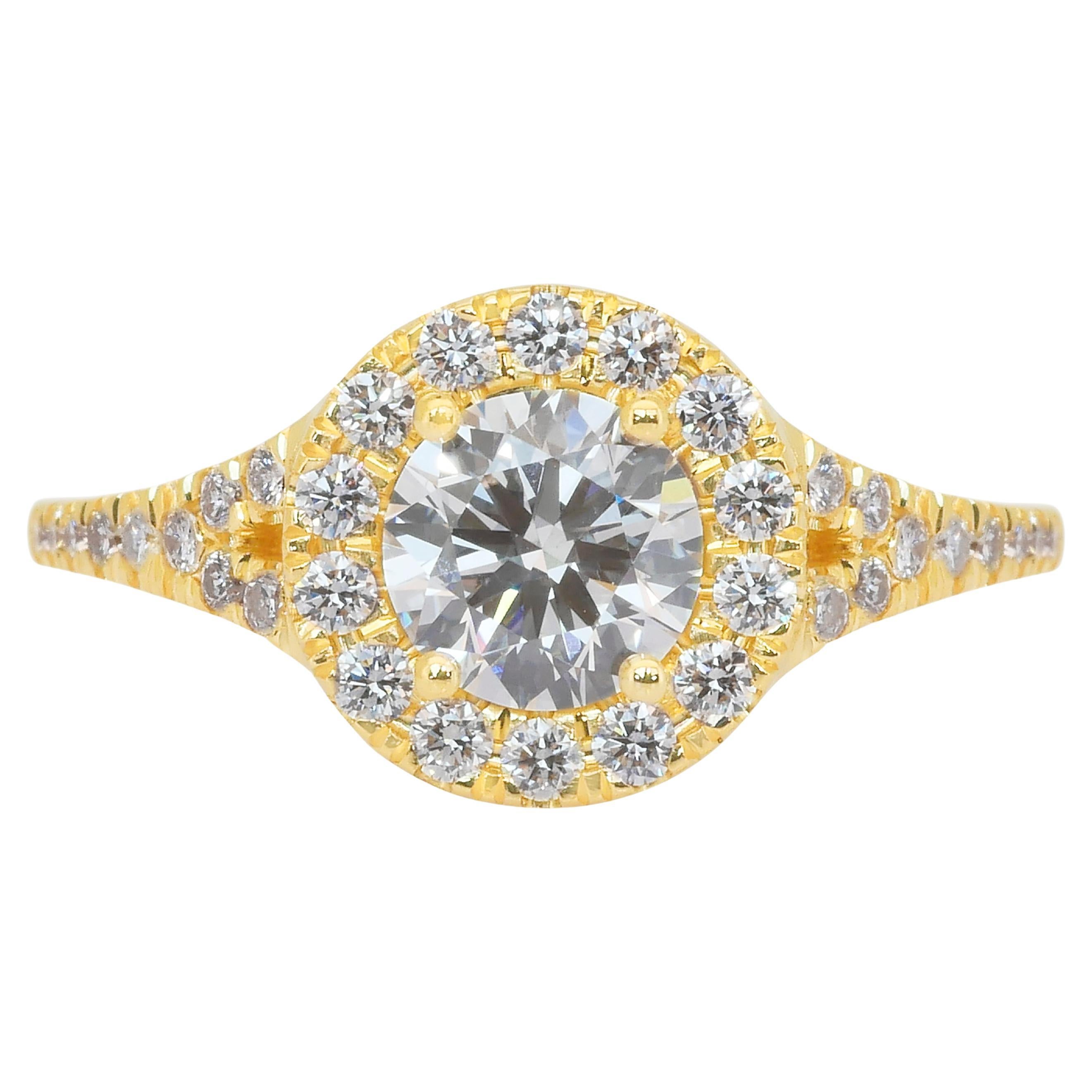 Anillo Halo de Diamantes Radiantes de 1.41ct en Oro Amarillo de 18k - Certificado IGI