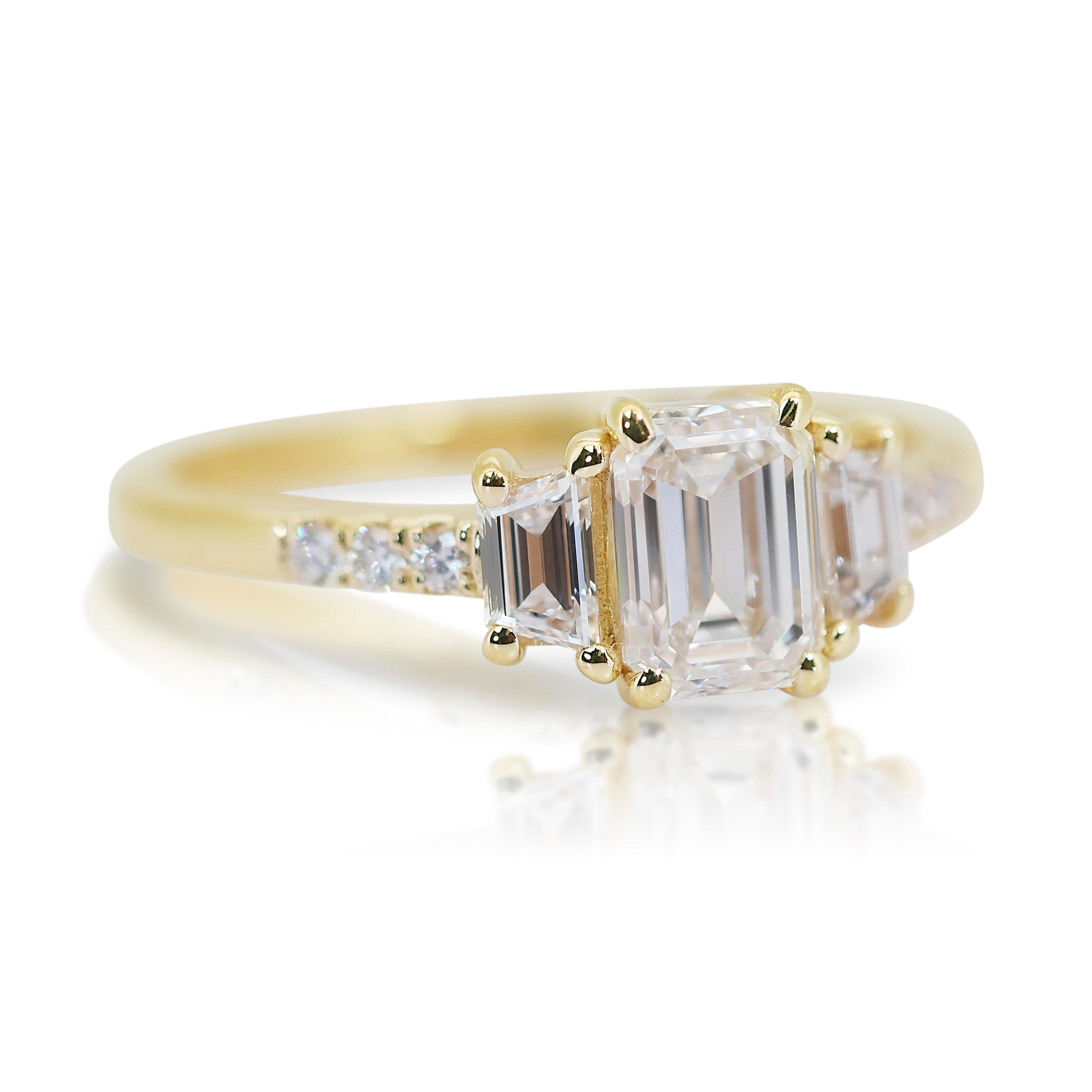 Radiant 1.42ct Double Excellent Ideal Cut Diamond 3-Stone Ring - GIA Certified In New Condition For Sale In רמת גן, IL