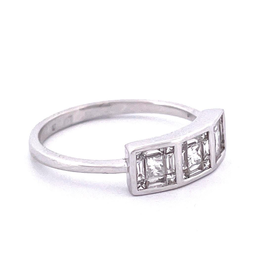 Radiant 14k White Gold Diamond Ring

Experience the allure of our radiant 14k white gold diamond ring, featuring three square segments adorned with a mesmerizing mix of diamonds totaling 0.50 carats. With a weight of 2.1 grams, this lightweight ring