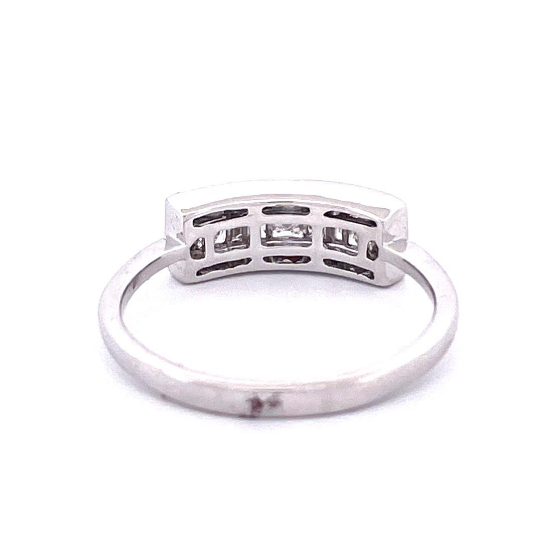 Modern Radiant 14k White Gold Diamond Ring For Sale