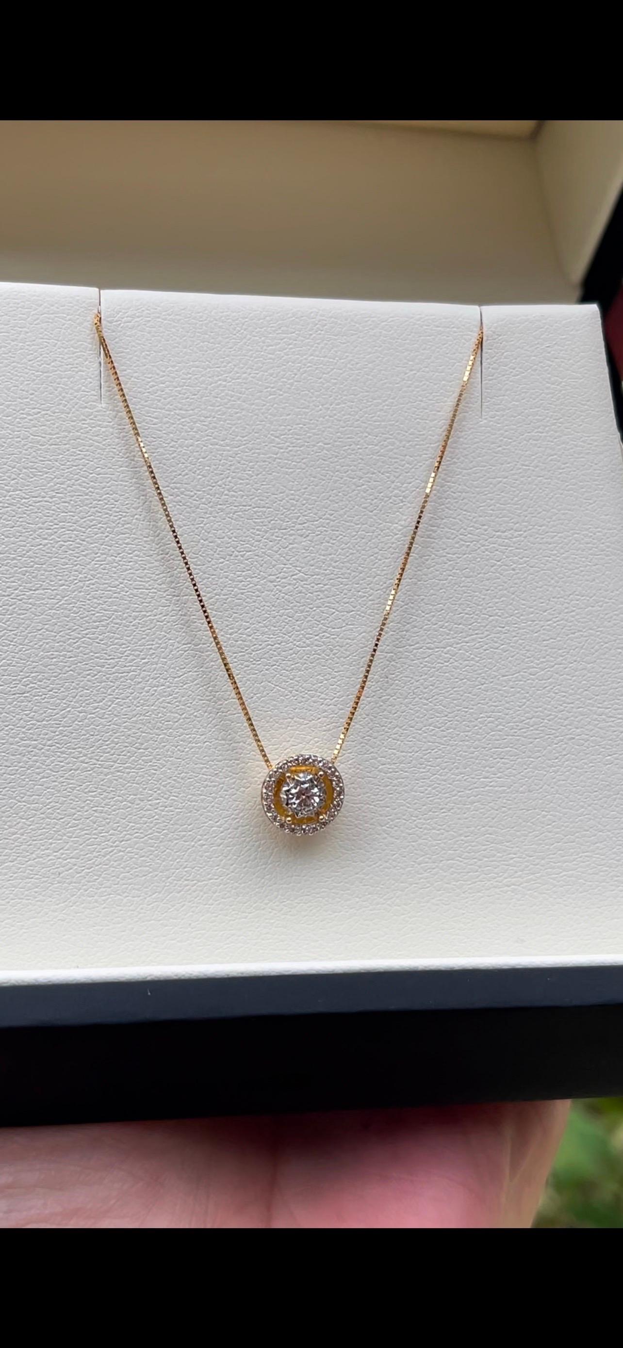 Round Cut Radiant 18 Karat Gold Pave Halo Diamond Pendant Choker Necklace For Sale