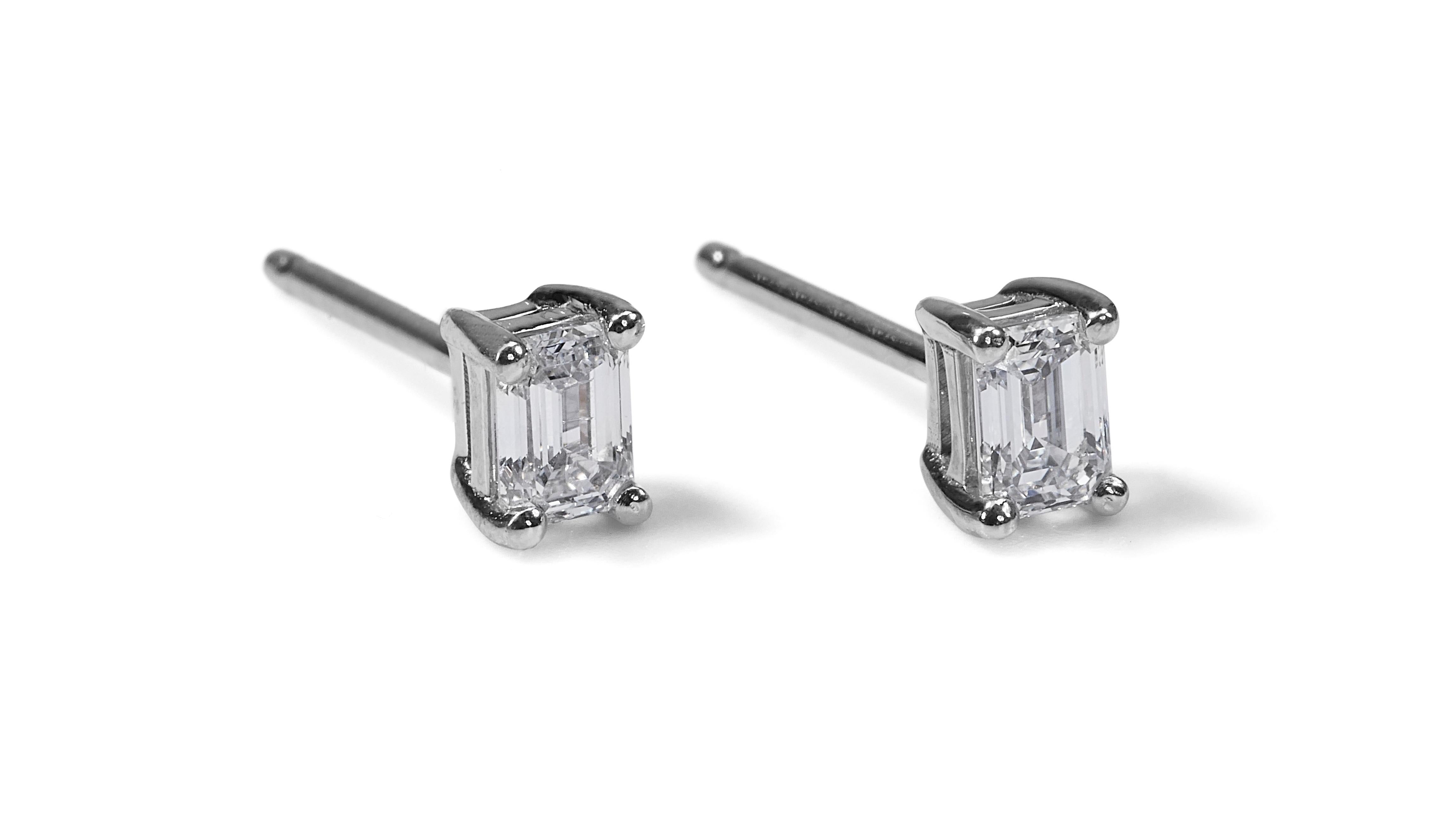 Emerald Cut Radiant 18K White Gold Natural Diamonds Stud Earrings w/1.00ct - GIA Certified For Sale