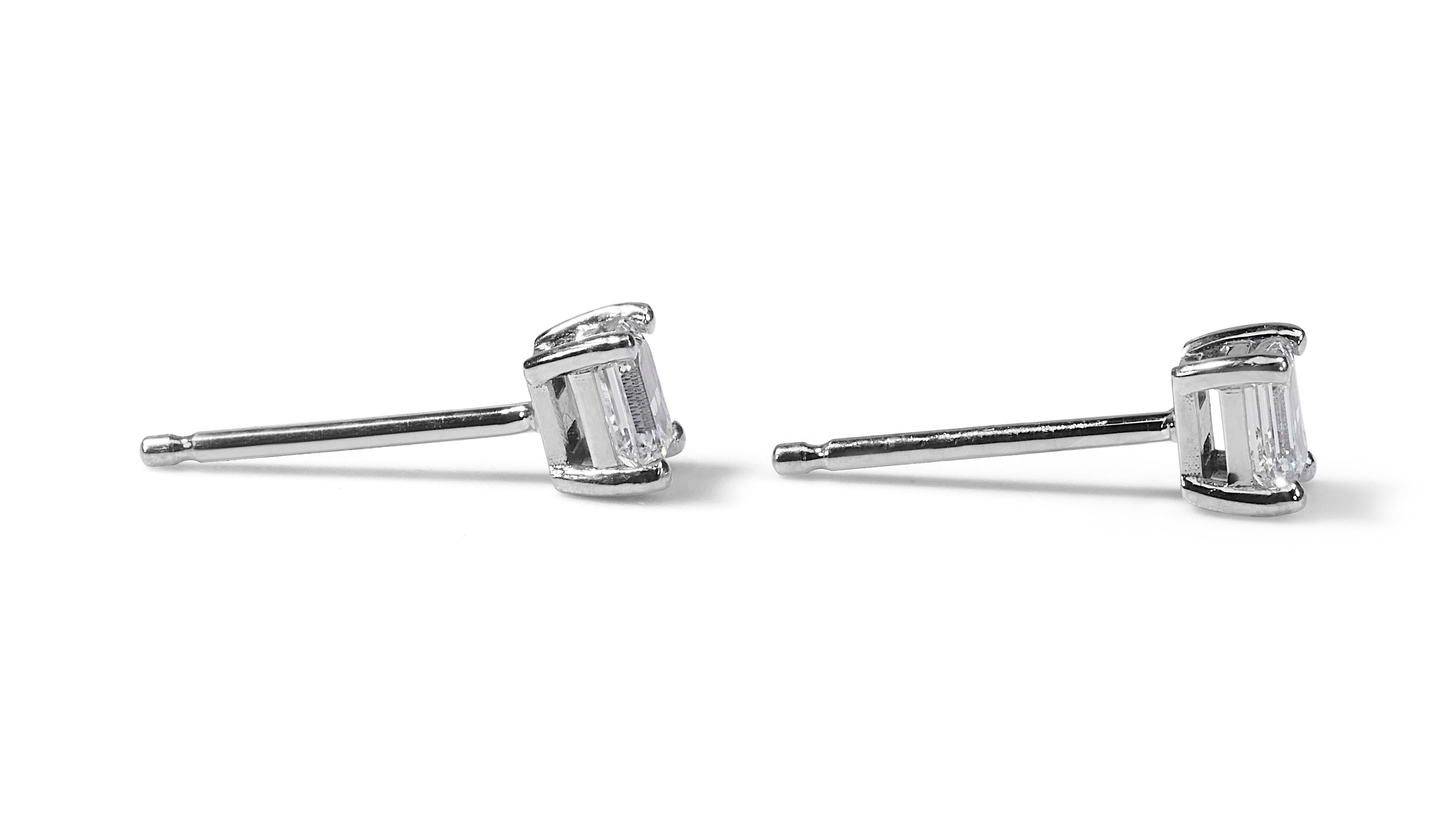 Radiant 18K White Gold Natural Diamonds Stud Earrings w/1.00ct - GIA Certified For Sale 1