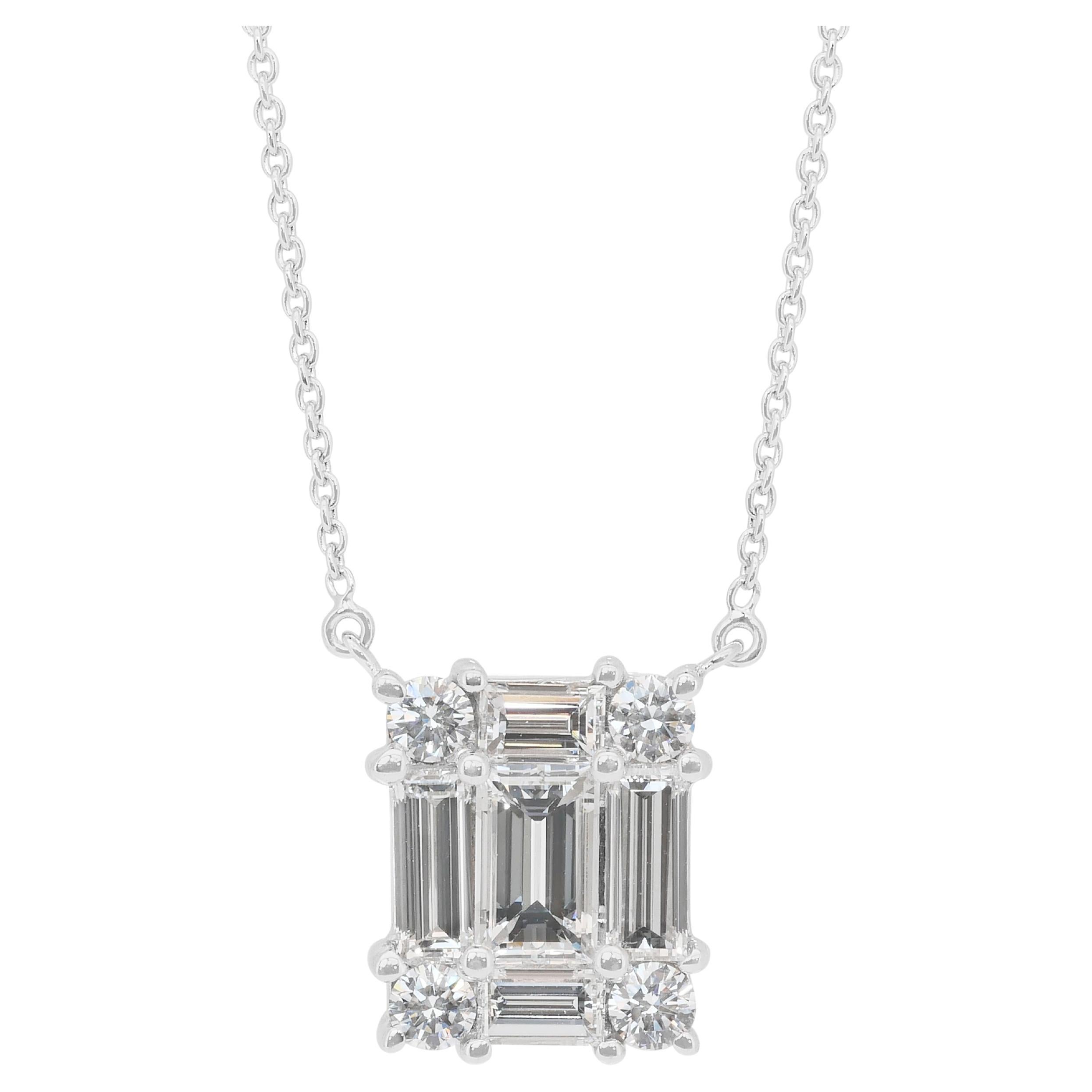 Collier avec pendentif en or blanc 18 carats et diamants rayonnants de 1,92 ct - certifié IGI en vente