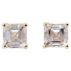 Radiant 2.00ct Diamonds Stud Earrings in 18k Yellow Gold - GIA Certified