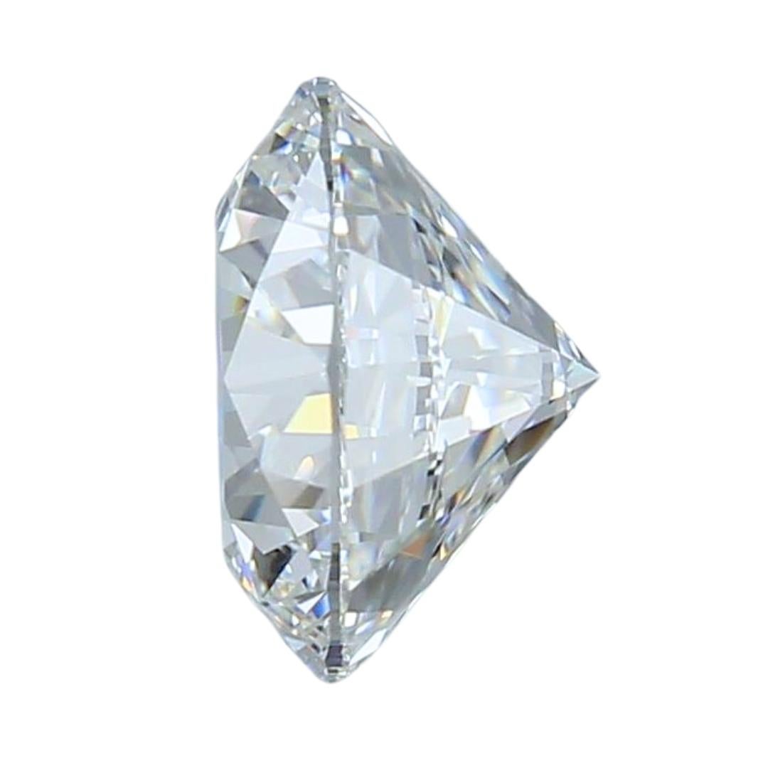 Radiant 2.02 ct Ideal Cut Round Diamond - GIA Certified In New Condition For Sale In רמת גן, IL