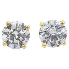 Radiant 2.05ct Diamonds Stud Earrings in 18k Yellow Gold - IGI Certified