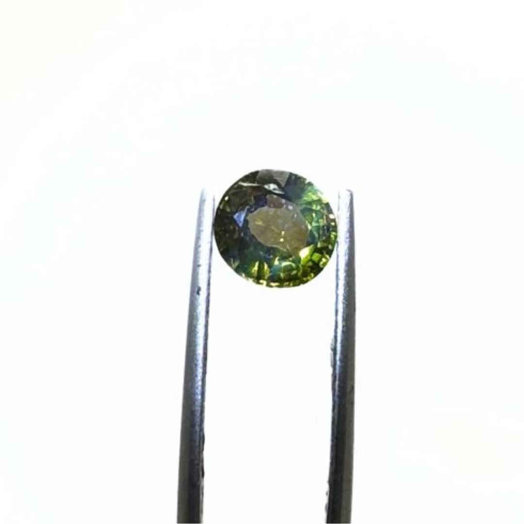 Radiant 2.22ct Alexandrite Gemstone - GIA Certified For Sale 2