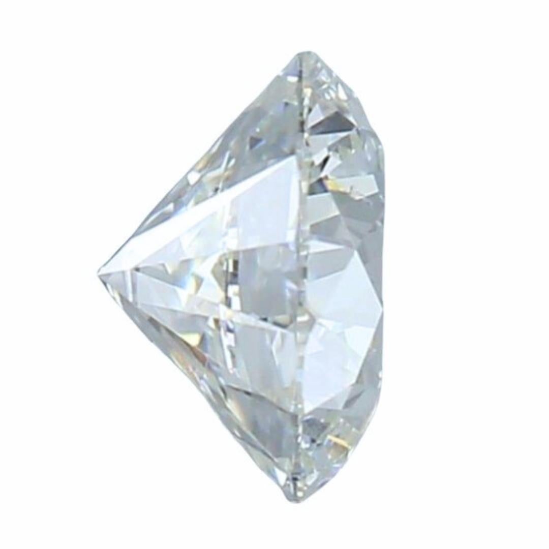 Radiant 2.24ct Triple Excellent Ideal Cut Round-Shaped Diamond - GIA Certified In New Condition For Sale In רמת גן, IL