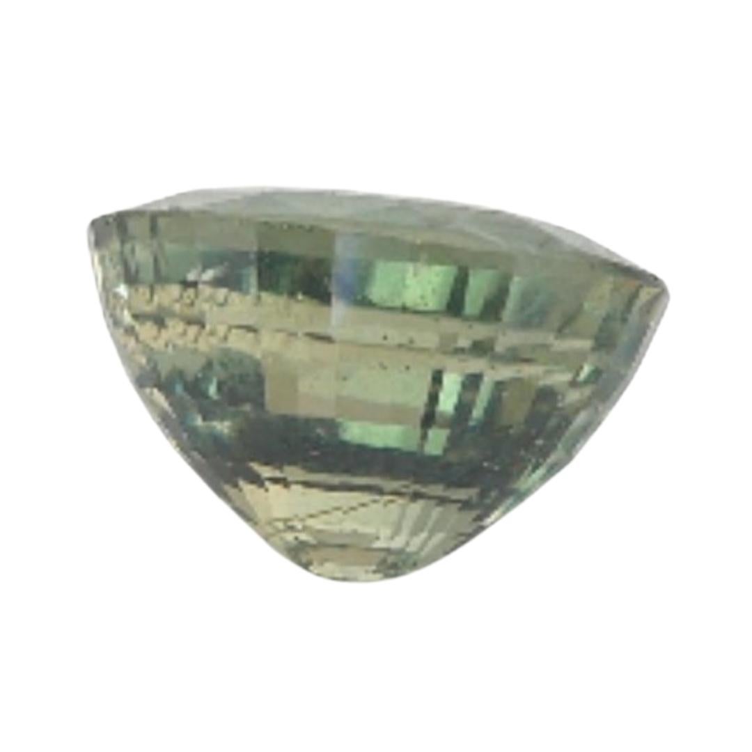 Radiant 6.99ct Apatite Gemstone - GIA Certified In New Condition For Sale In רמת גן, IL