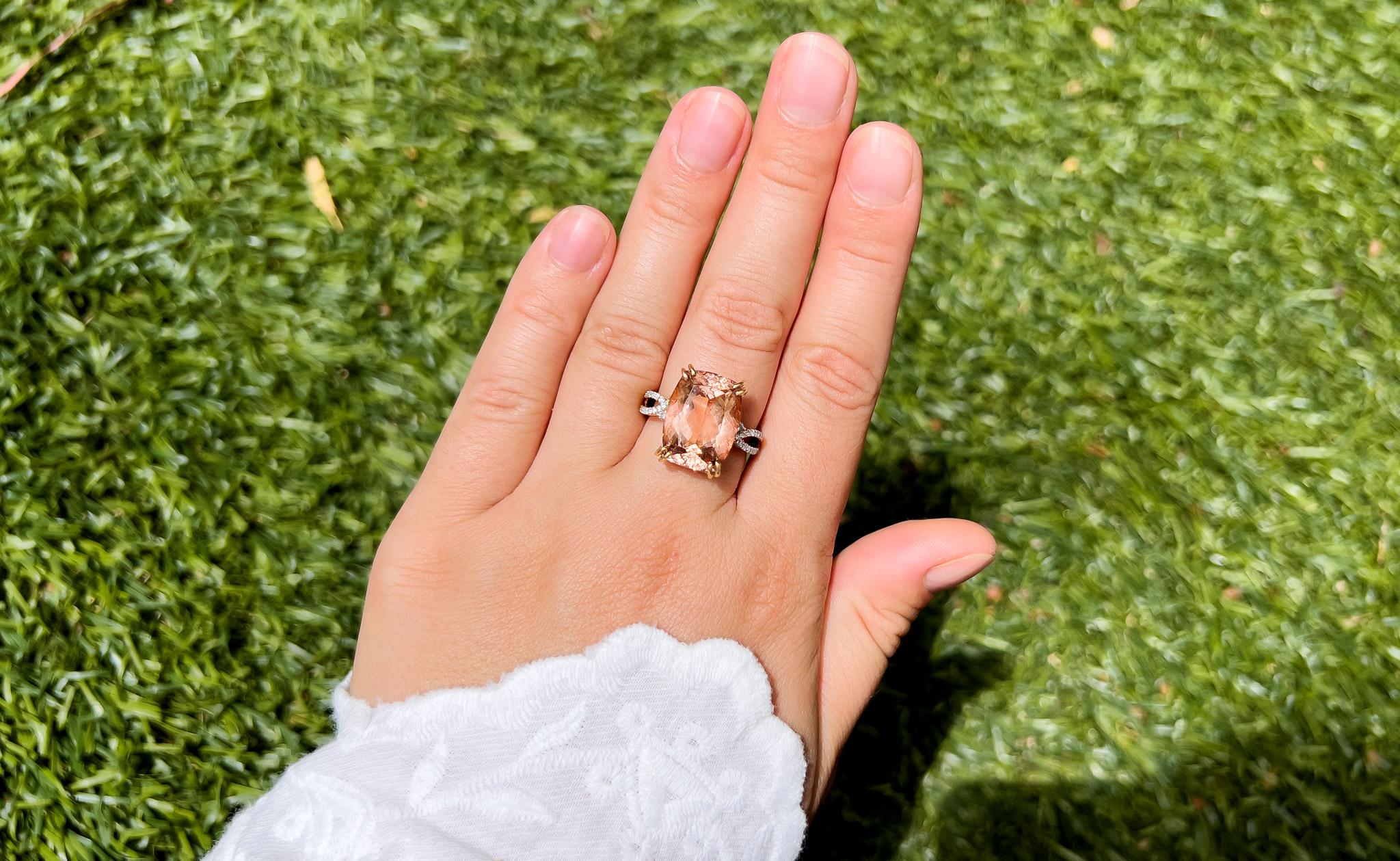 It comes with the appraisal by GIA GG/AJP
Morganite = 8.75 Carat
Cut: Radiant
Diamonds = 0.24 Carats
( Clarity: VS; Color: F )
Metal: 14K Rose Gold
Ring Size: 7* US
*It can be resized complimentary