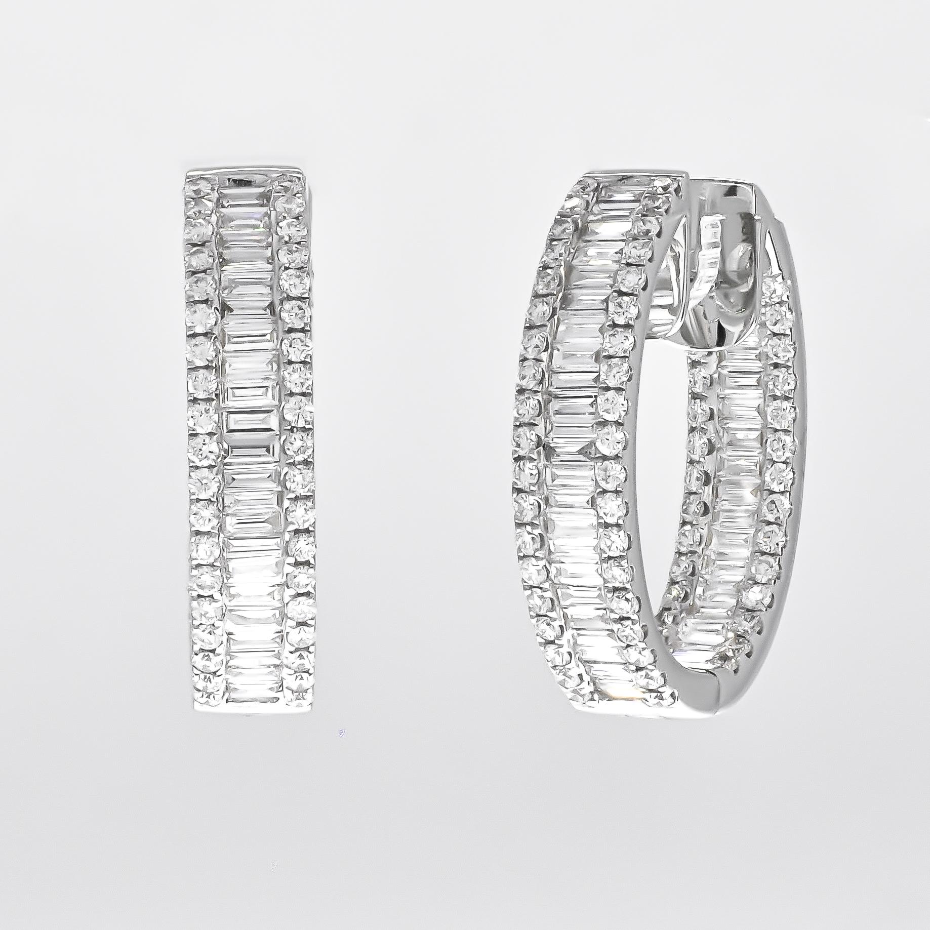 Introducing our Inside Outside Hoops Earrings: a symbol of timeless elegance. Crafted in white gold with 3 carats of natural diamonds, these earrings radiate luxury. Be the center of attention at any cocktail party as their brilliance captivates