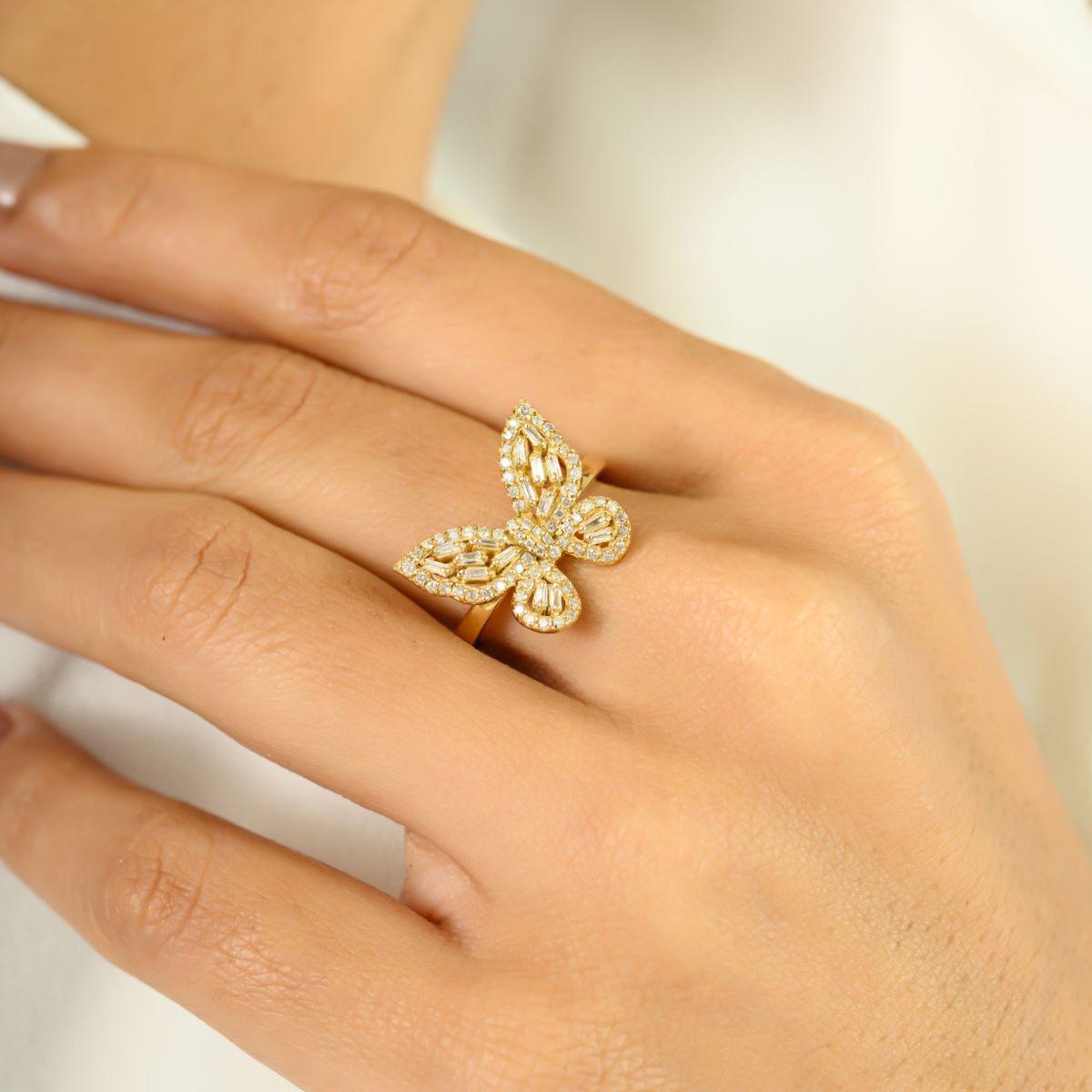 in vendita:  Anello a farfalla in oro giallo 18k con diamanti radianti a baguette, perfetto regalo di lusso 4