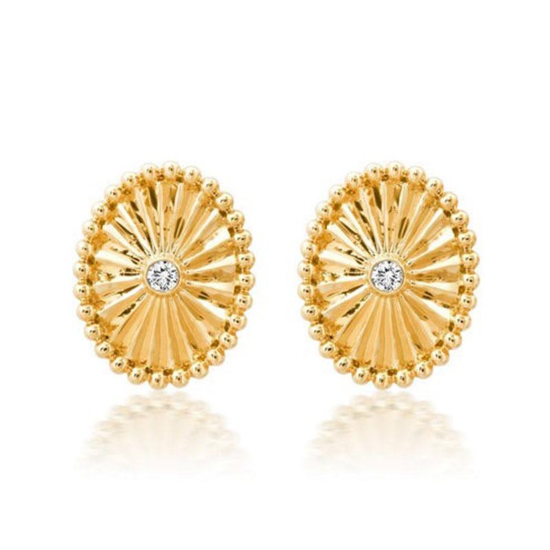 Taglio radiant Orecchini con perline radiose in oro giallo 14K con diamante ovale in vendita