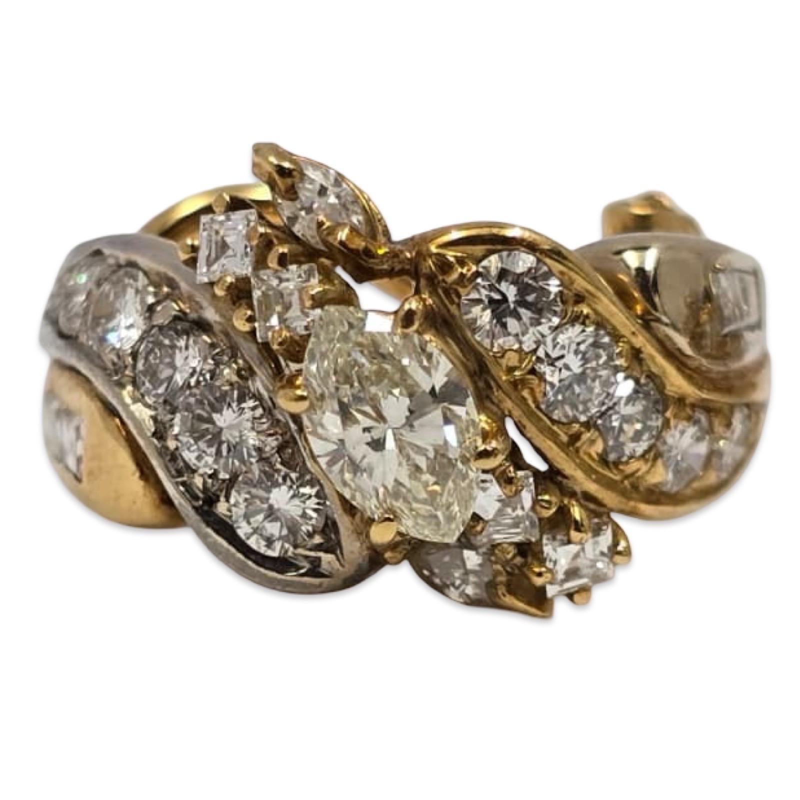 Pendientes de racimo de diamantes talla fantasía Flor radiante de oro de 18 quilates de 3,75 ct Corte marquesa en venta