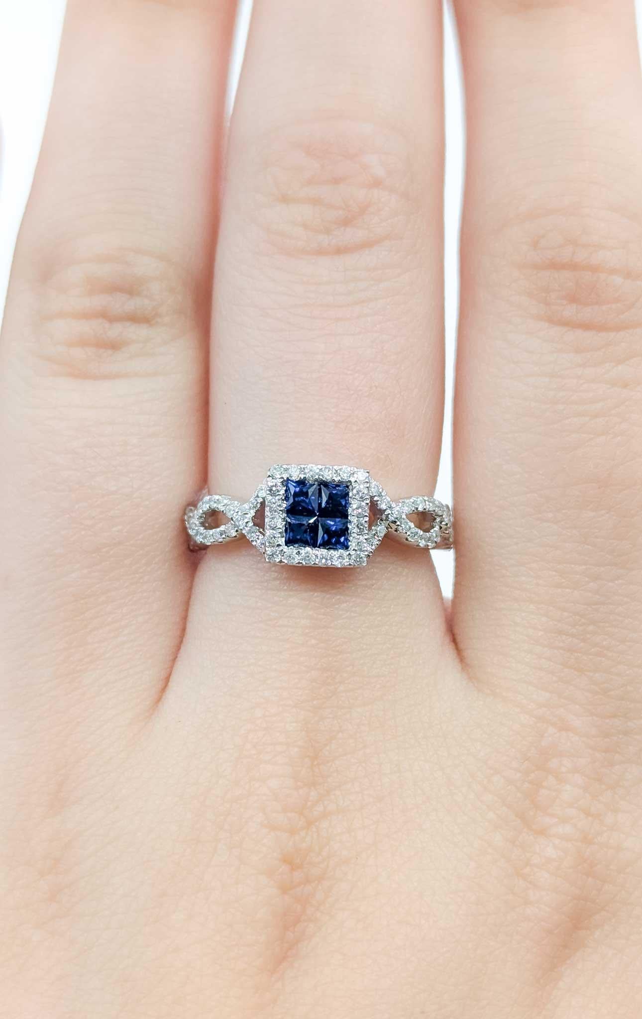 Strahlender Ring mit blauem Saphir und Diamant aus 14k Weißgold Damen im Angebot