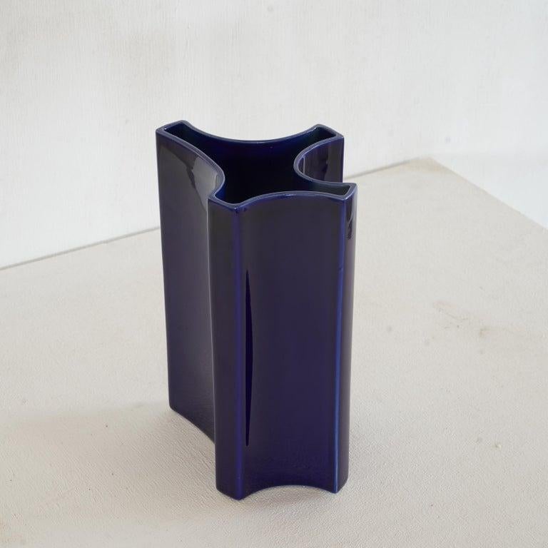 Ceramica Vaso blu radioso di Angelo Mangiarotti per Fratelli Brambilla Milano in vendita