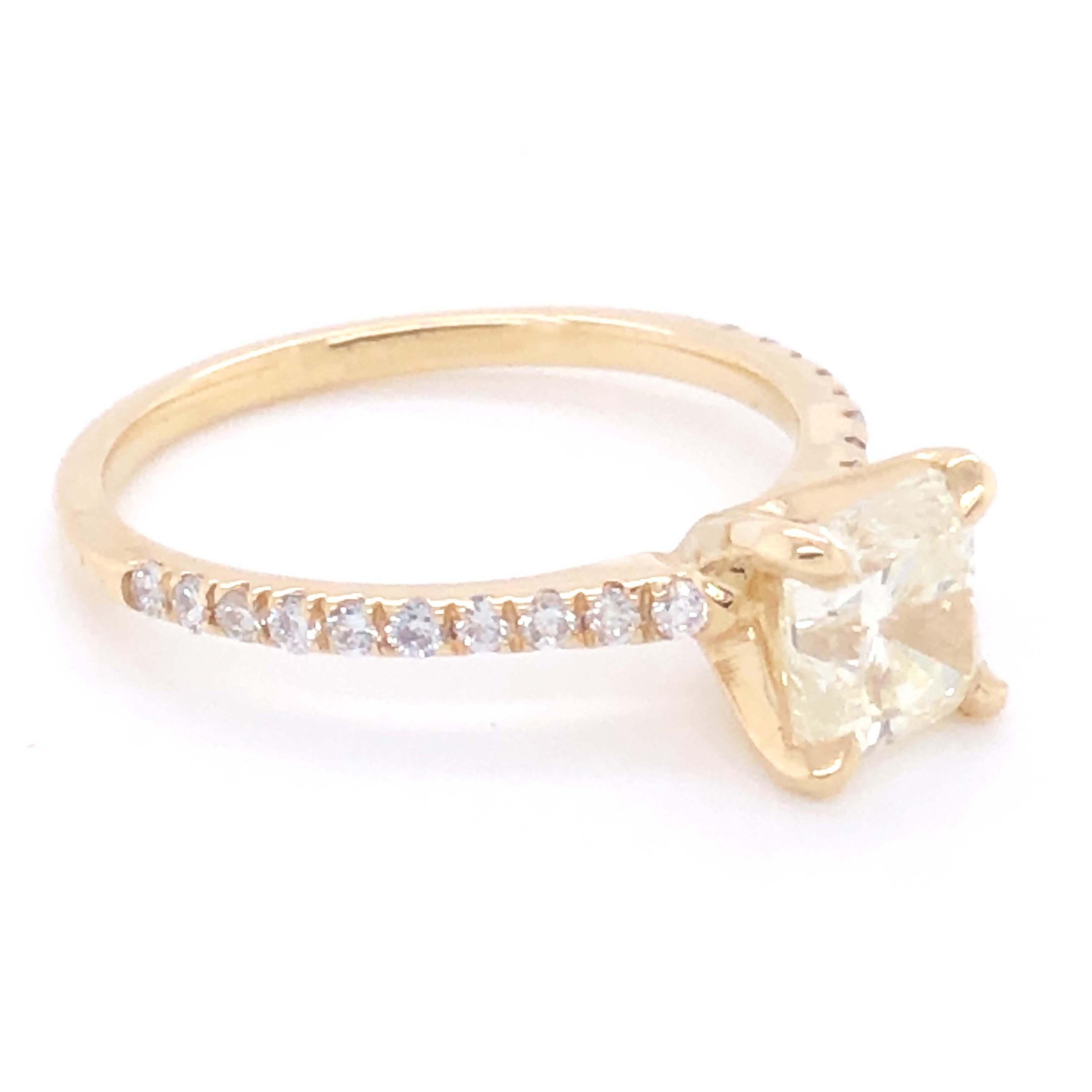 Women's Radiant Cut 1.23 Carat Center Stone Diamond Engagement Ring, 14k Yellow Gold For Sale