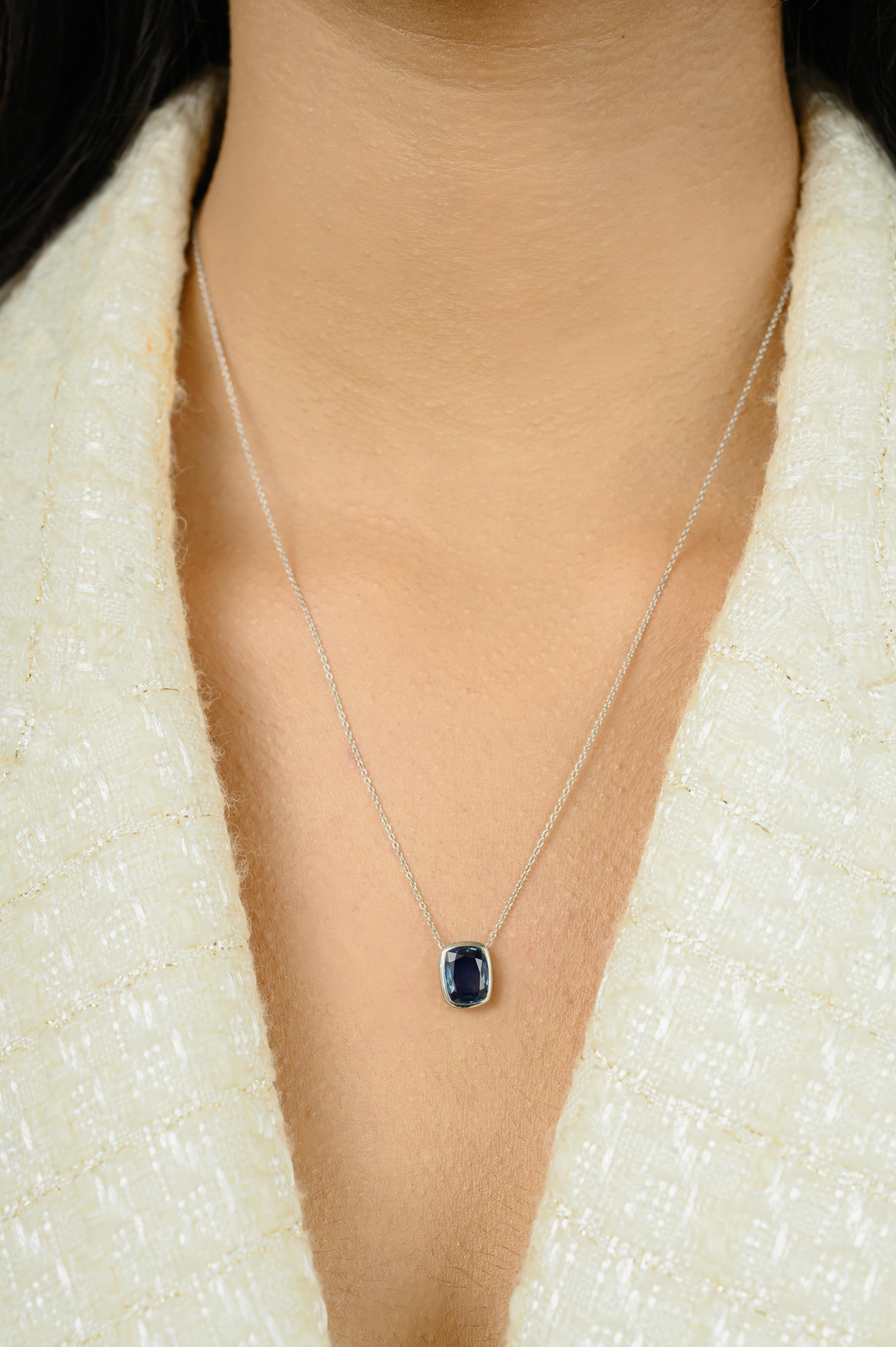 Radiant Cut 2.25 Carats Blue Sapphire Pendant Necklace in 14K Solid White Gold In New Condition For Sale In New York, NY